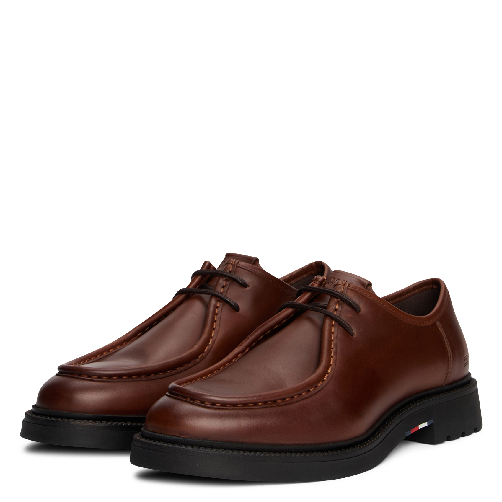 . TOMMY HILFIGER Brown