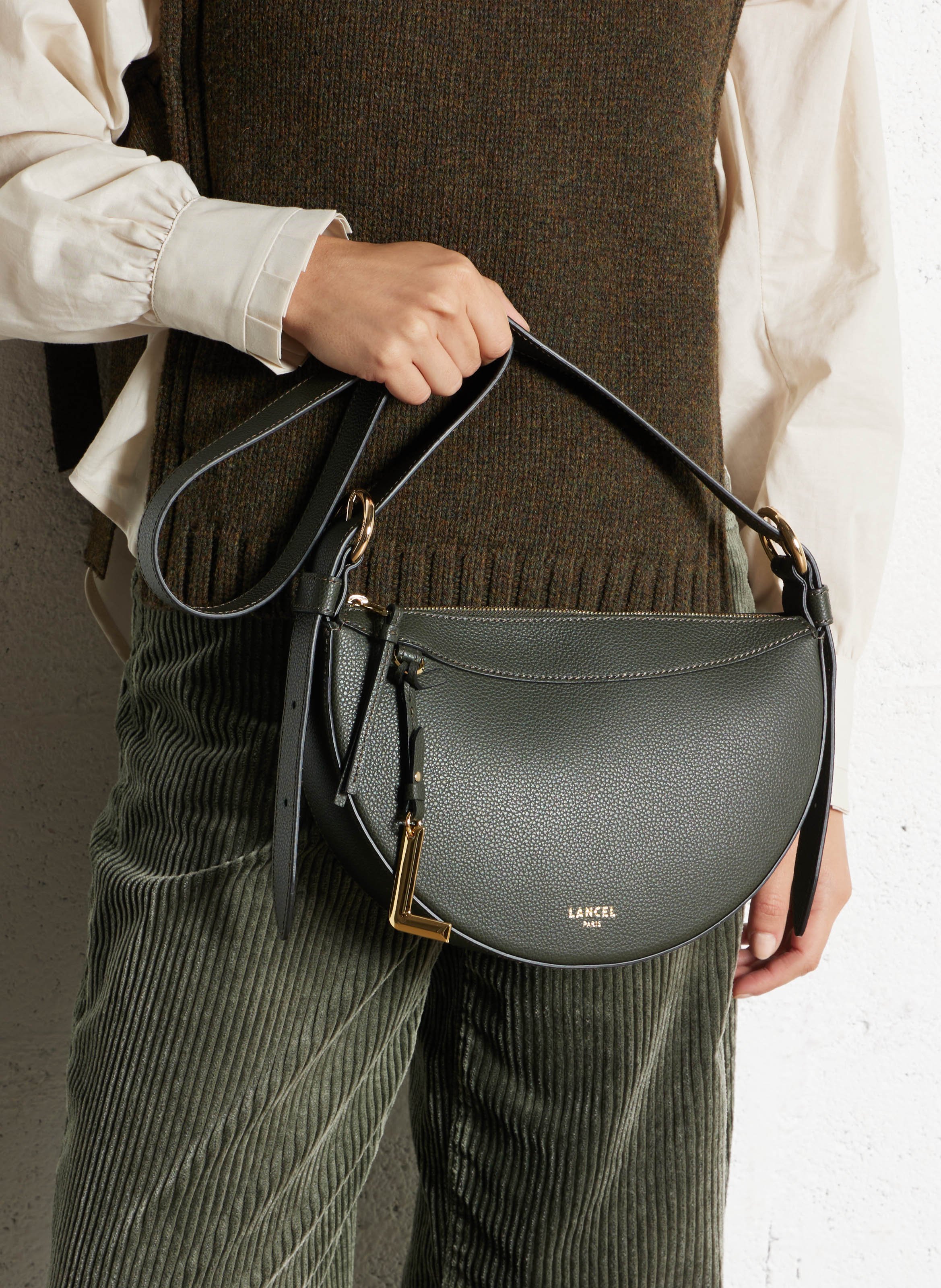 Halbmond-Ledertasche LANCEL Grun