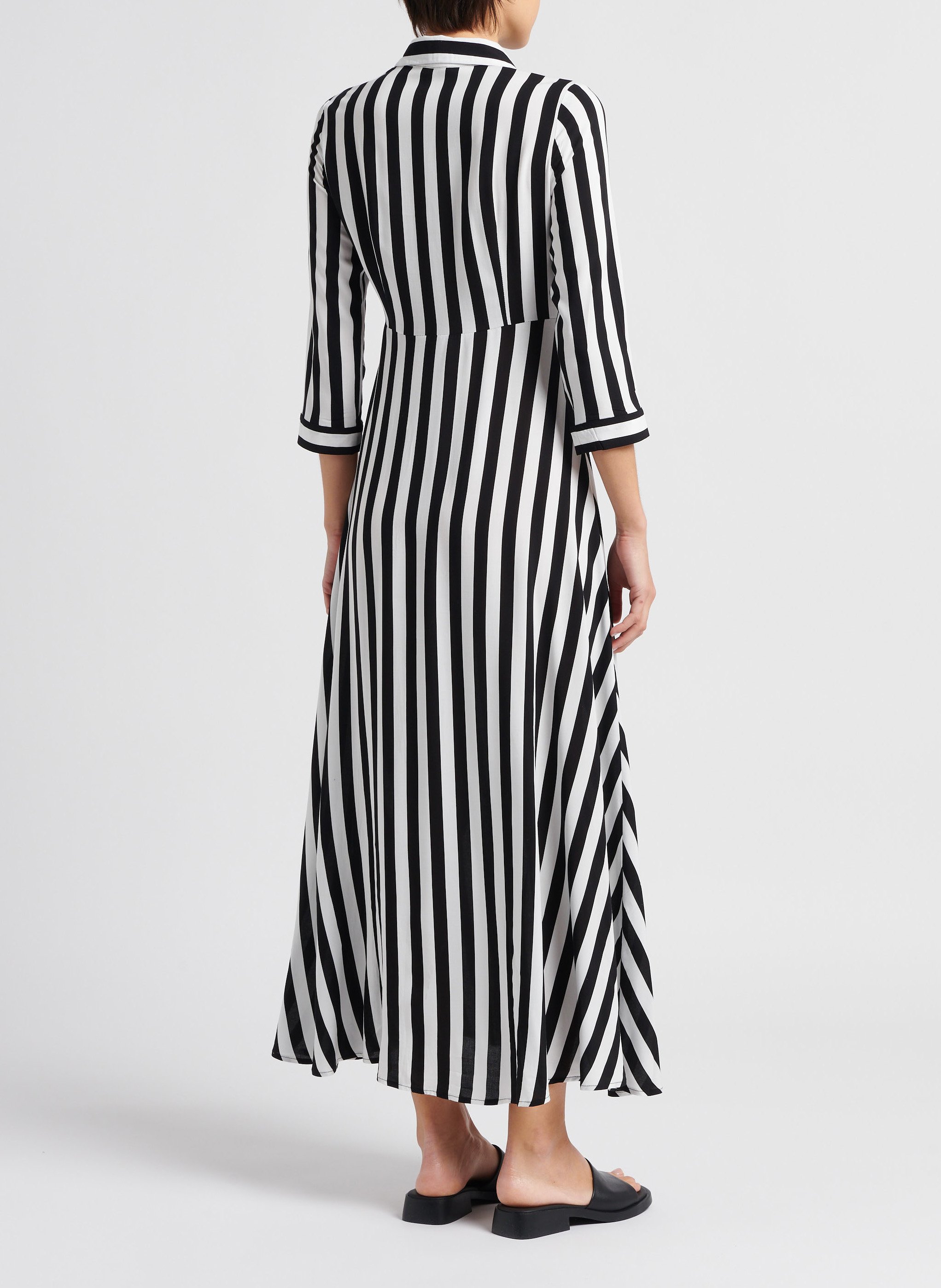 Long printed dress with classic collar YAS Black