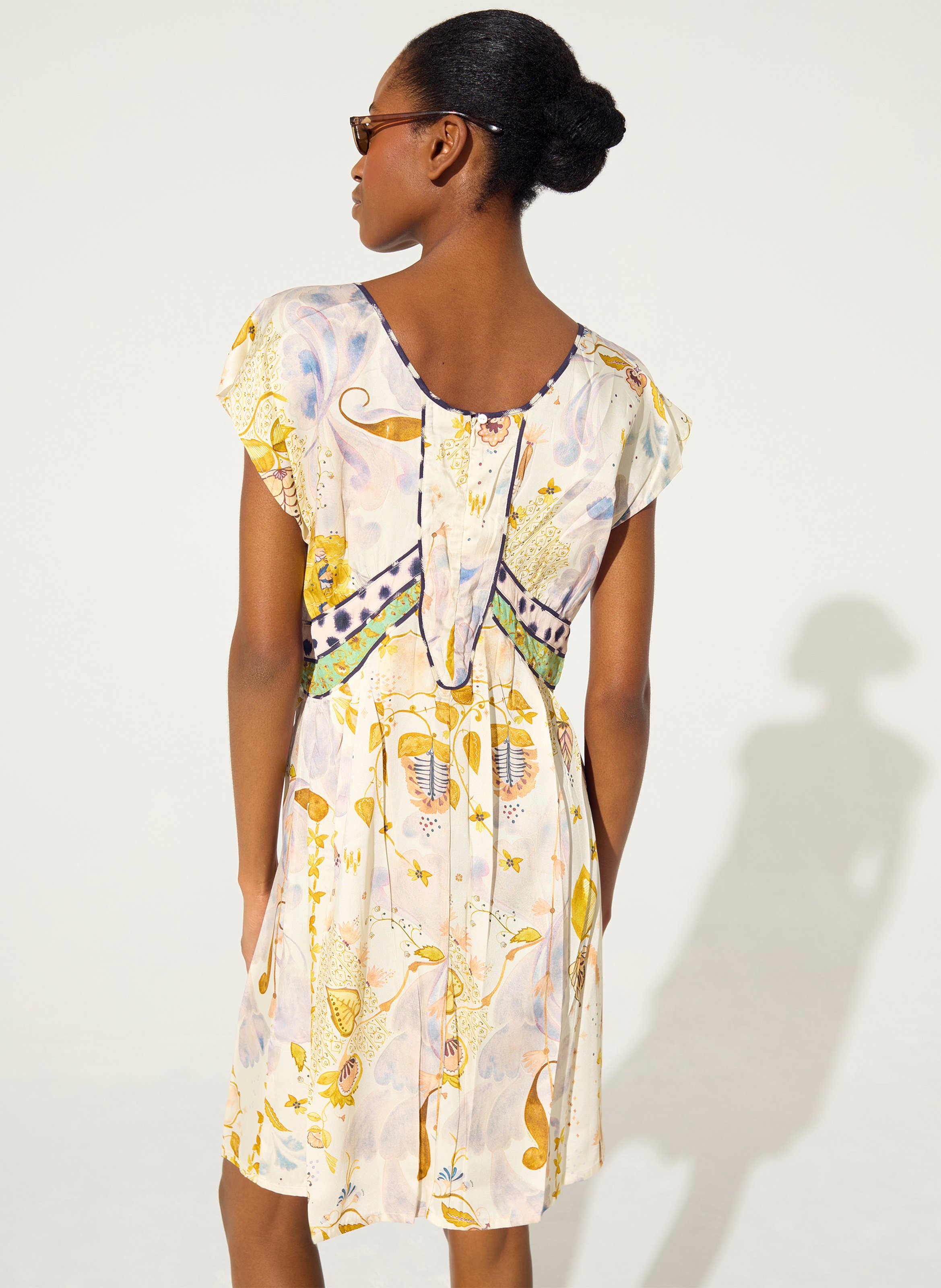 Robe courte cintrée col V COTELAC Blanc