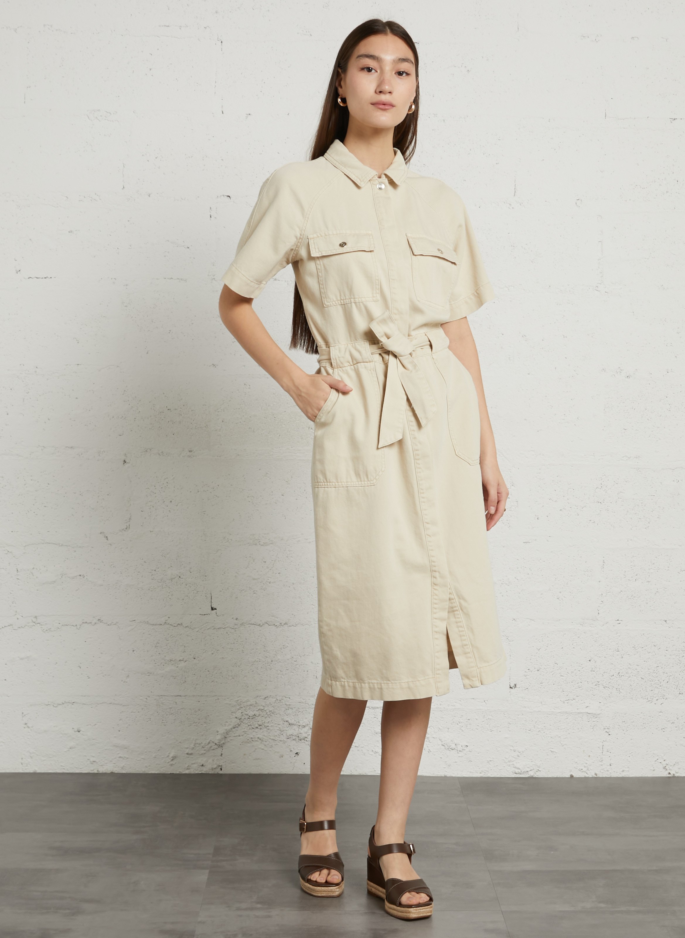 Midi jurk in denim met klassieke kraag. MAISON 123 Wit