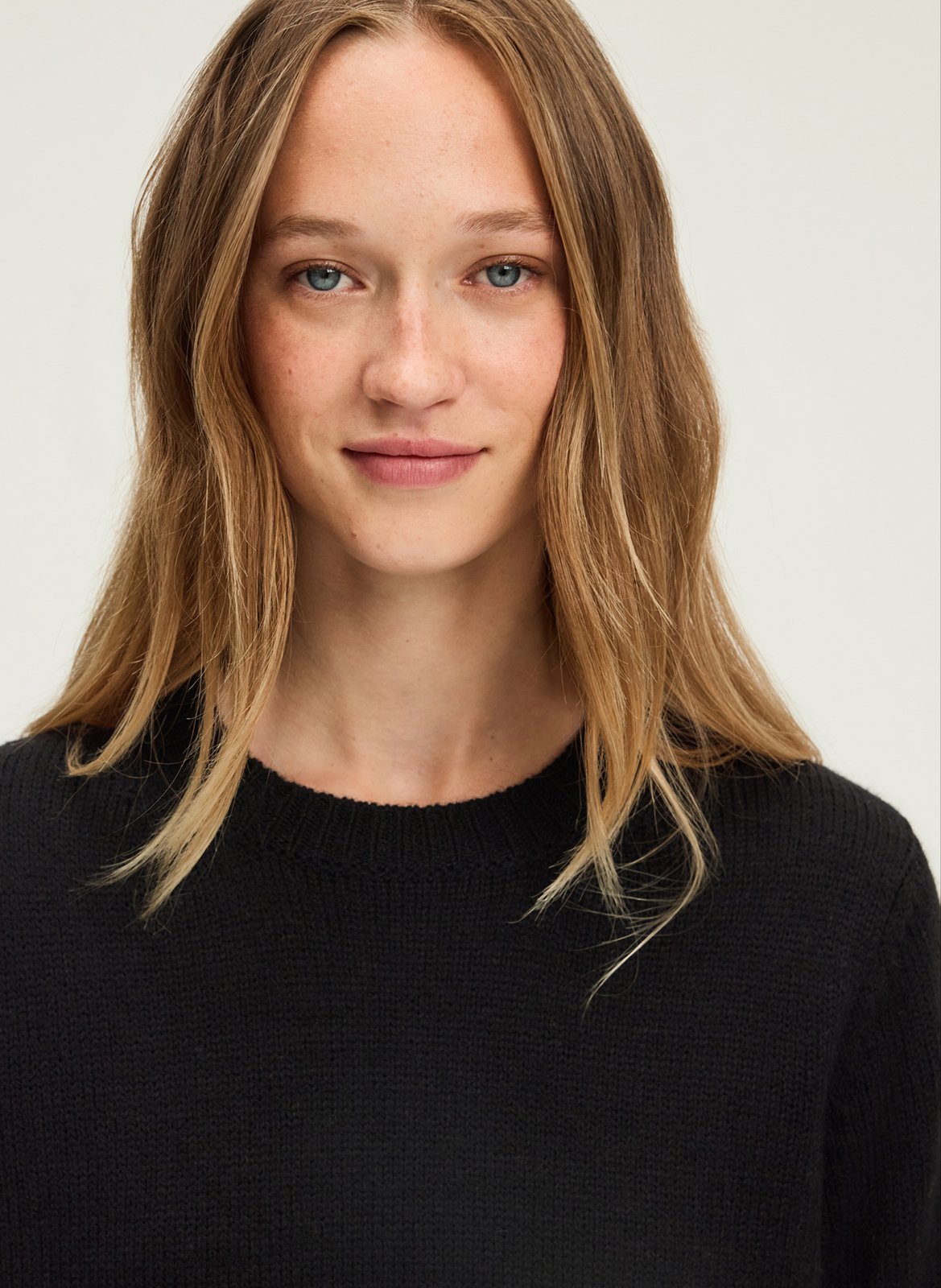 Straight round-neck knit sweater PABLO Black