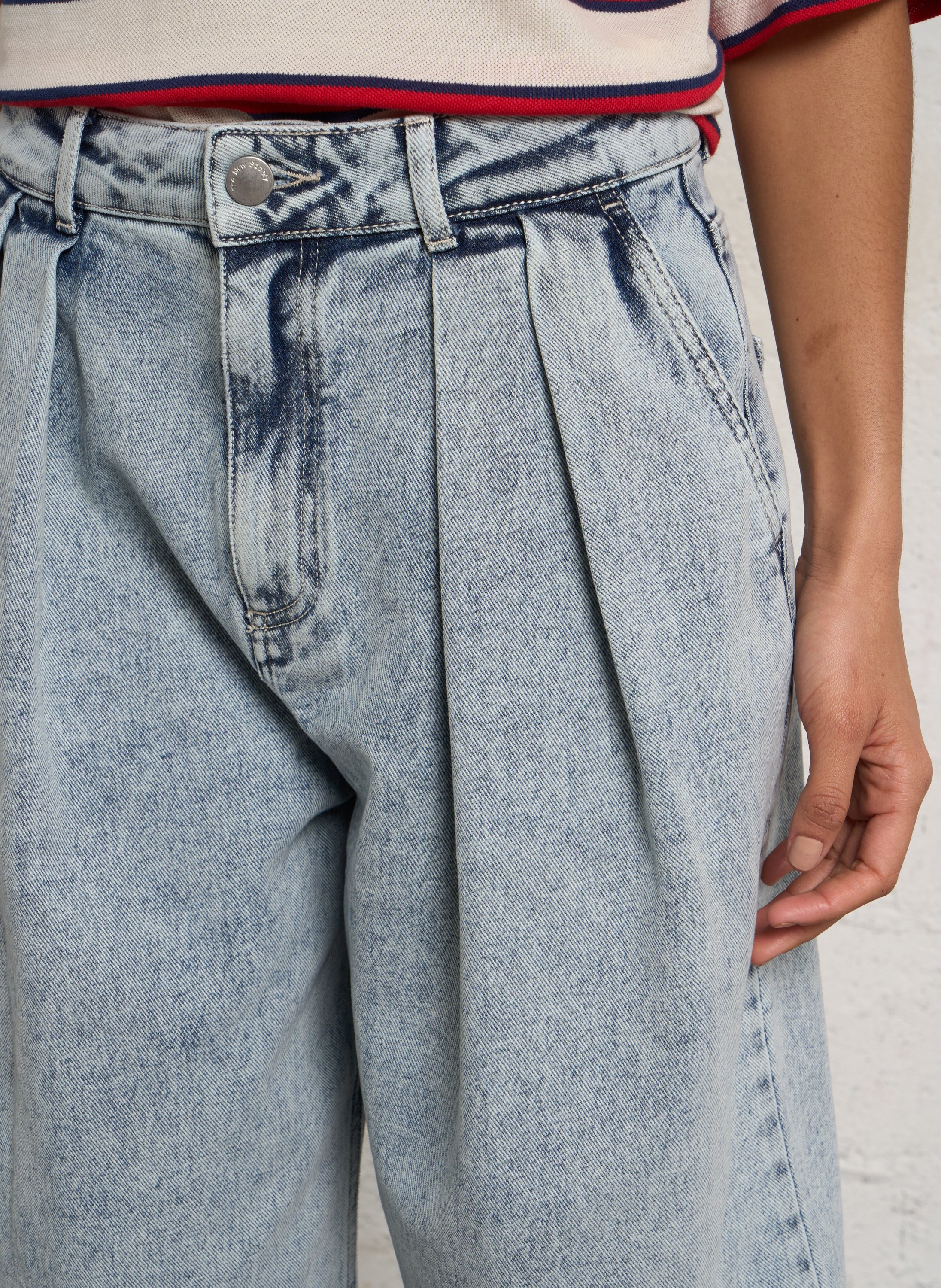 Bermuda mit hoher Taille in Übergröße aus Baumwolle THE NEW SOCIETY Blau