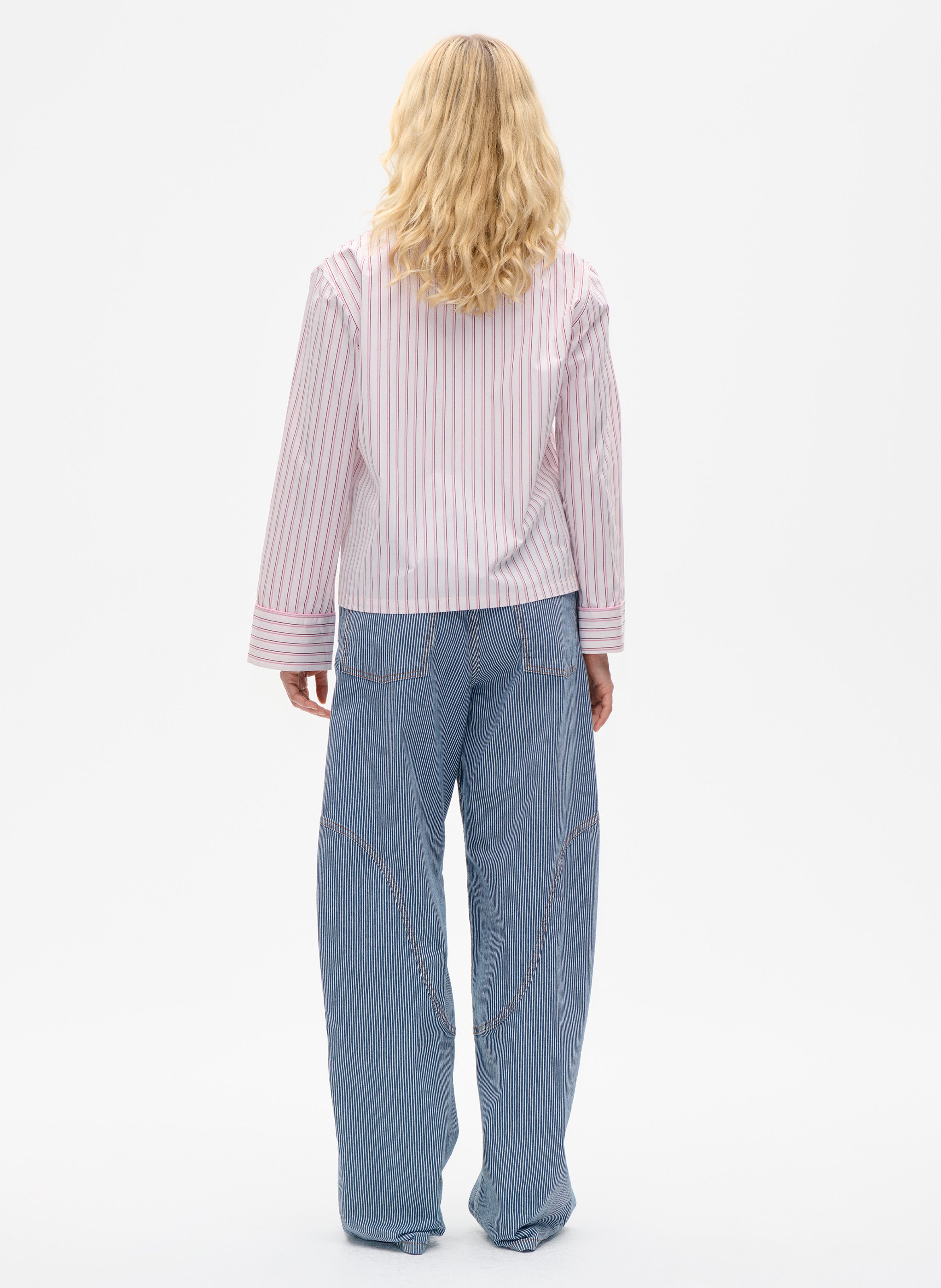 Oversized V-neck striped cotton shirt BAUM UND PFERDGARTEN Pink