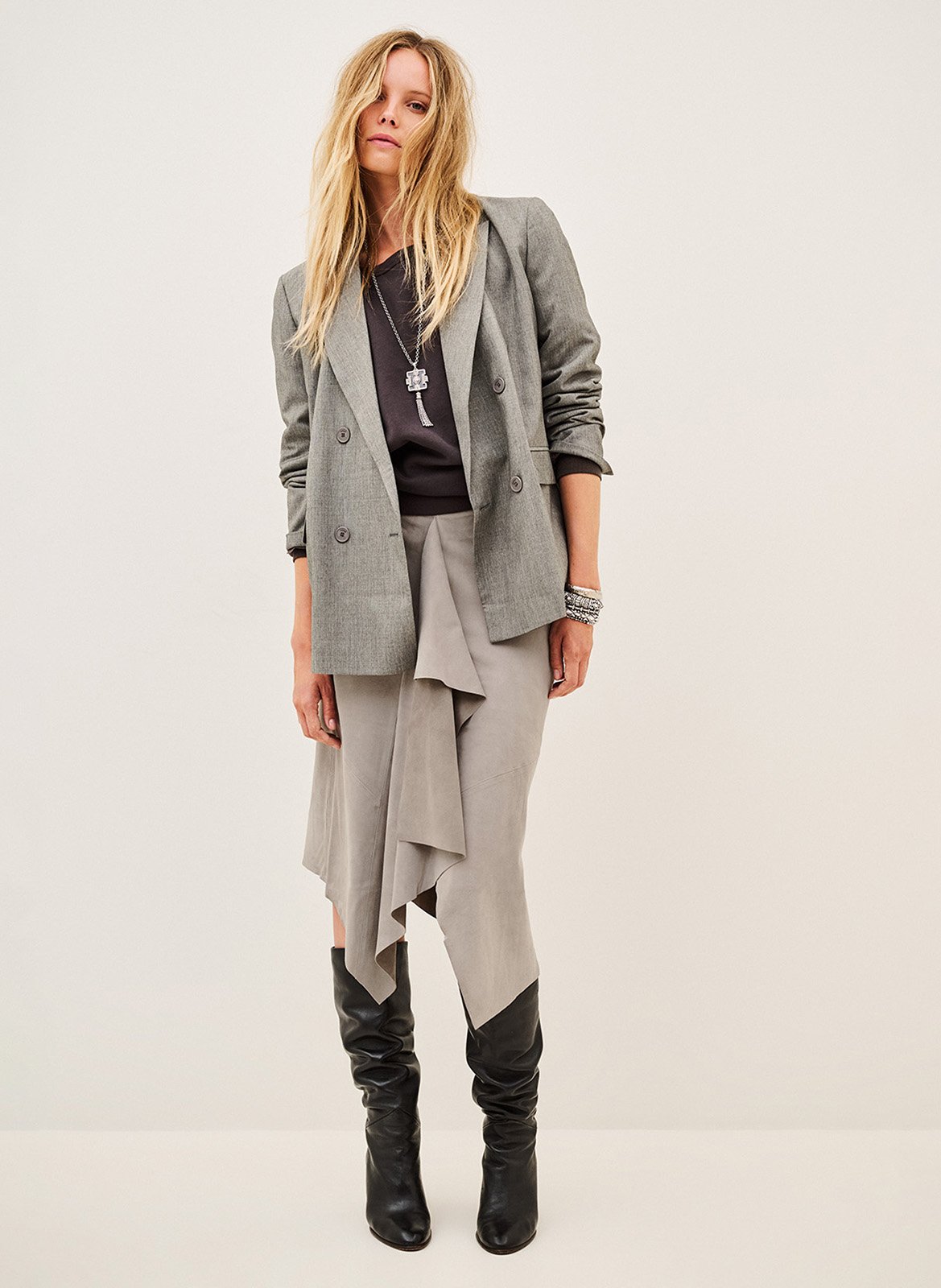 Gerade geschnittener Blazer mit Reverskragen in Uni BA&SH Grau