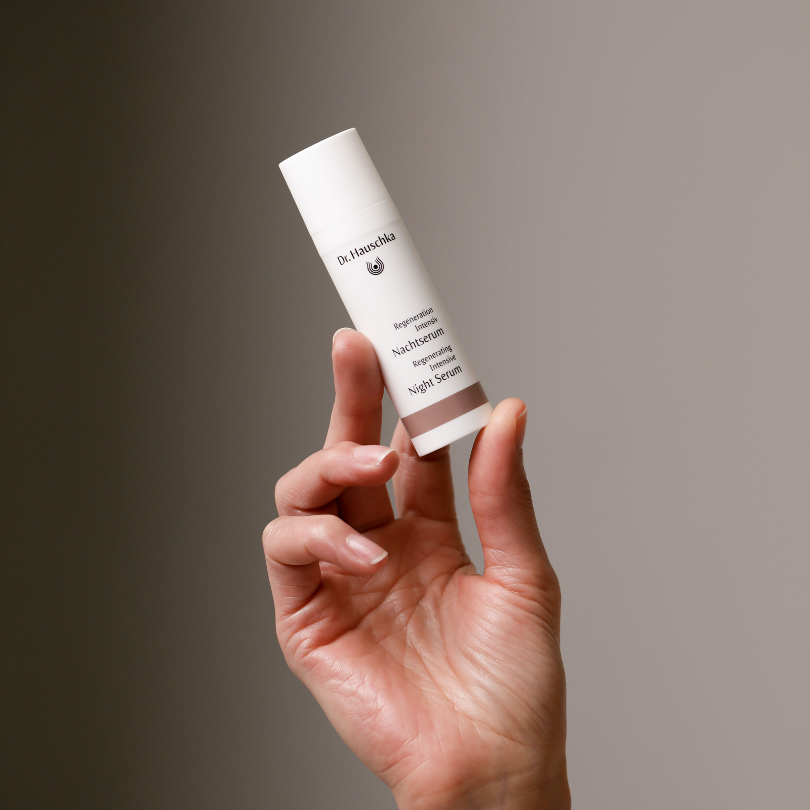 Sérum de Nuit - Régénérant Intensif DR. HAUSCHKA No color