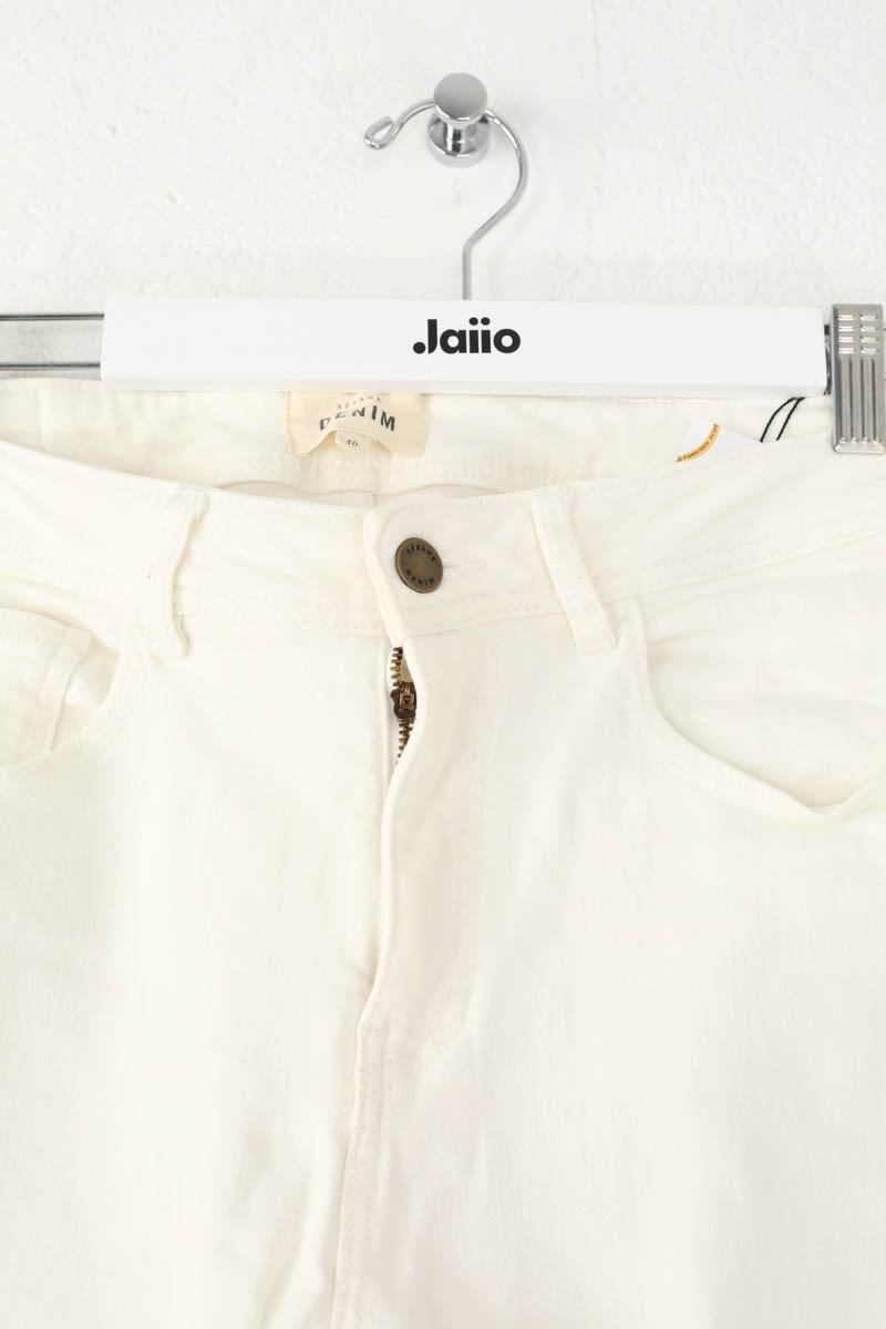 - Straight-leg jeans
- 5 pockets
- Straight cut
- Faded effect SEZANE - Seconde main White