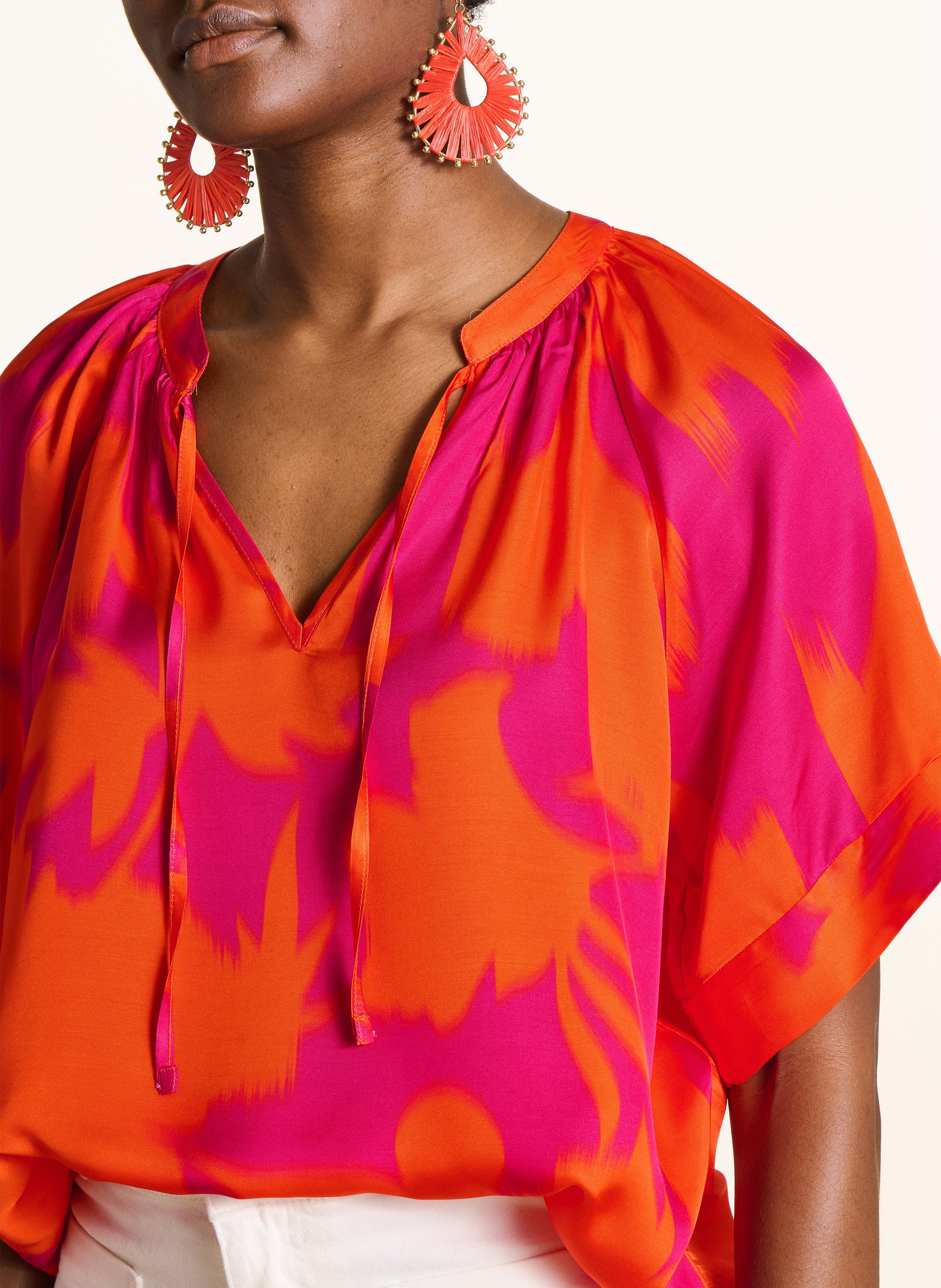 Bedrucktes Top mit Henley-Ausschnitt LA FEE MARABOUTEE Mehrfarbig