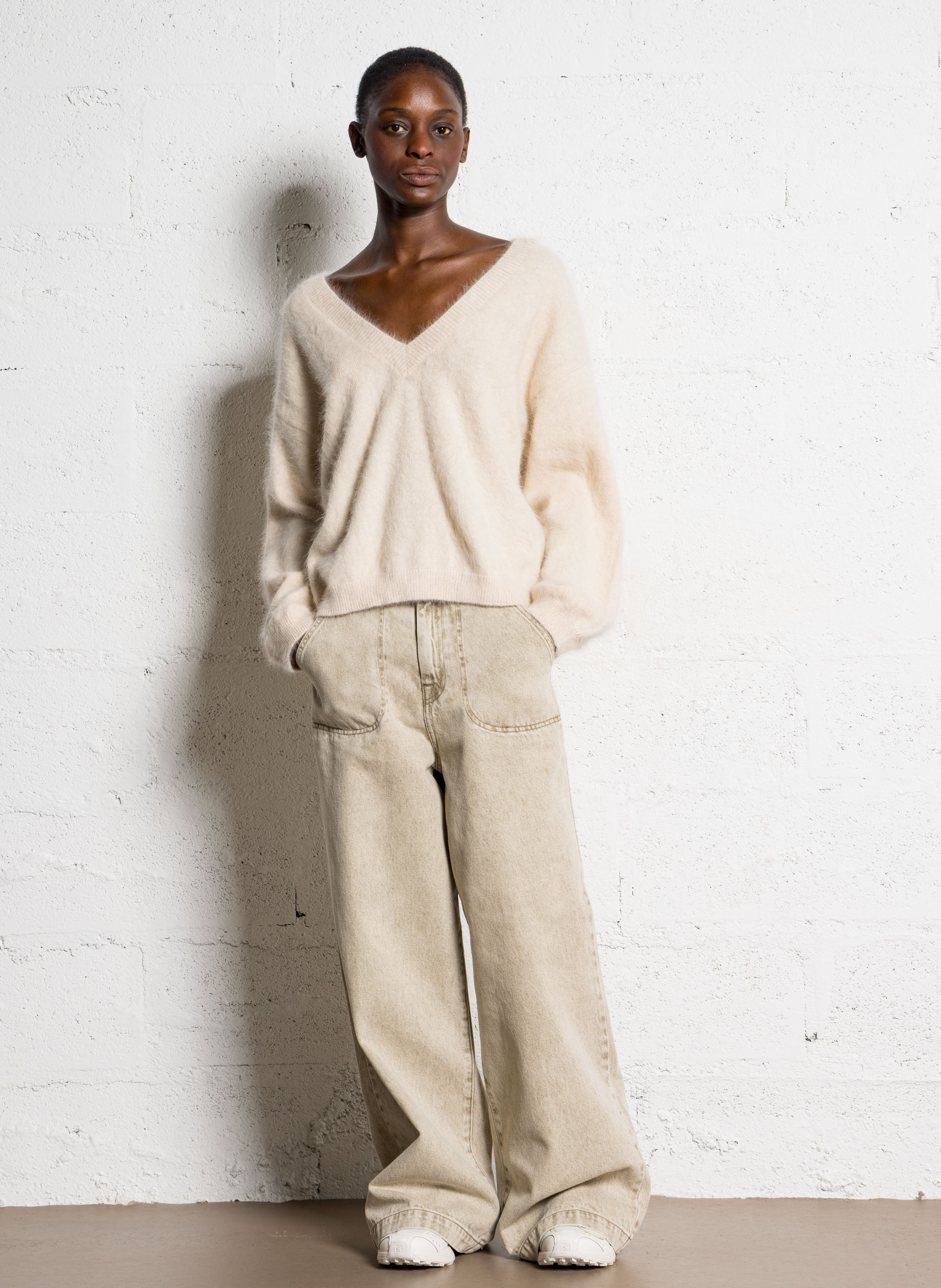 Pull devant dos ample en laine mélangée BELLEROSE Beige