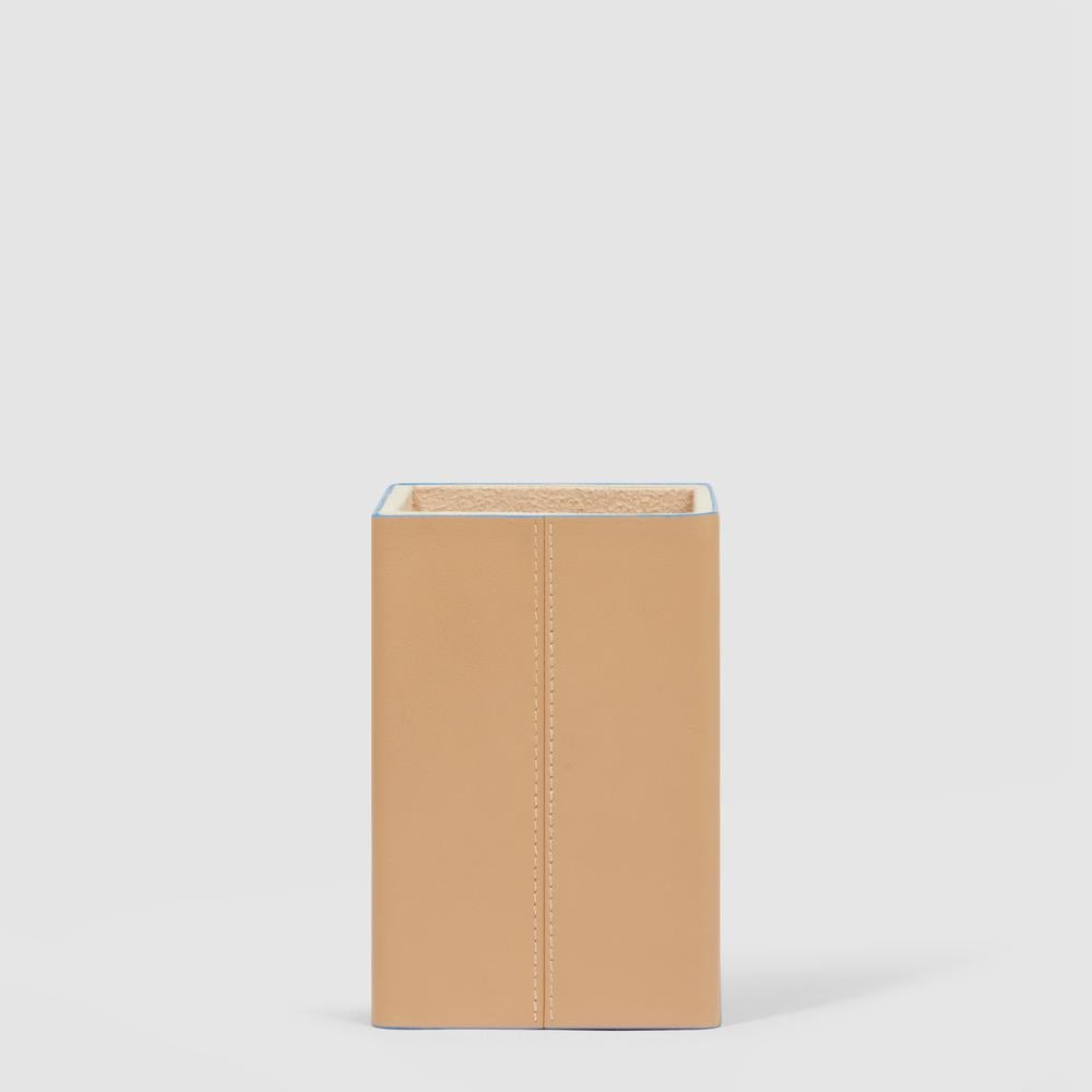 Leather pen holder PIQUADRO Brown