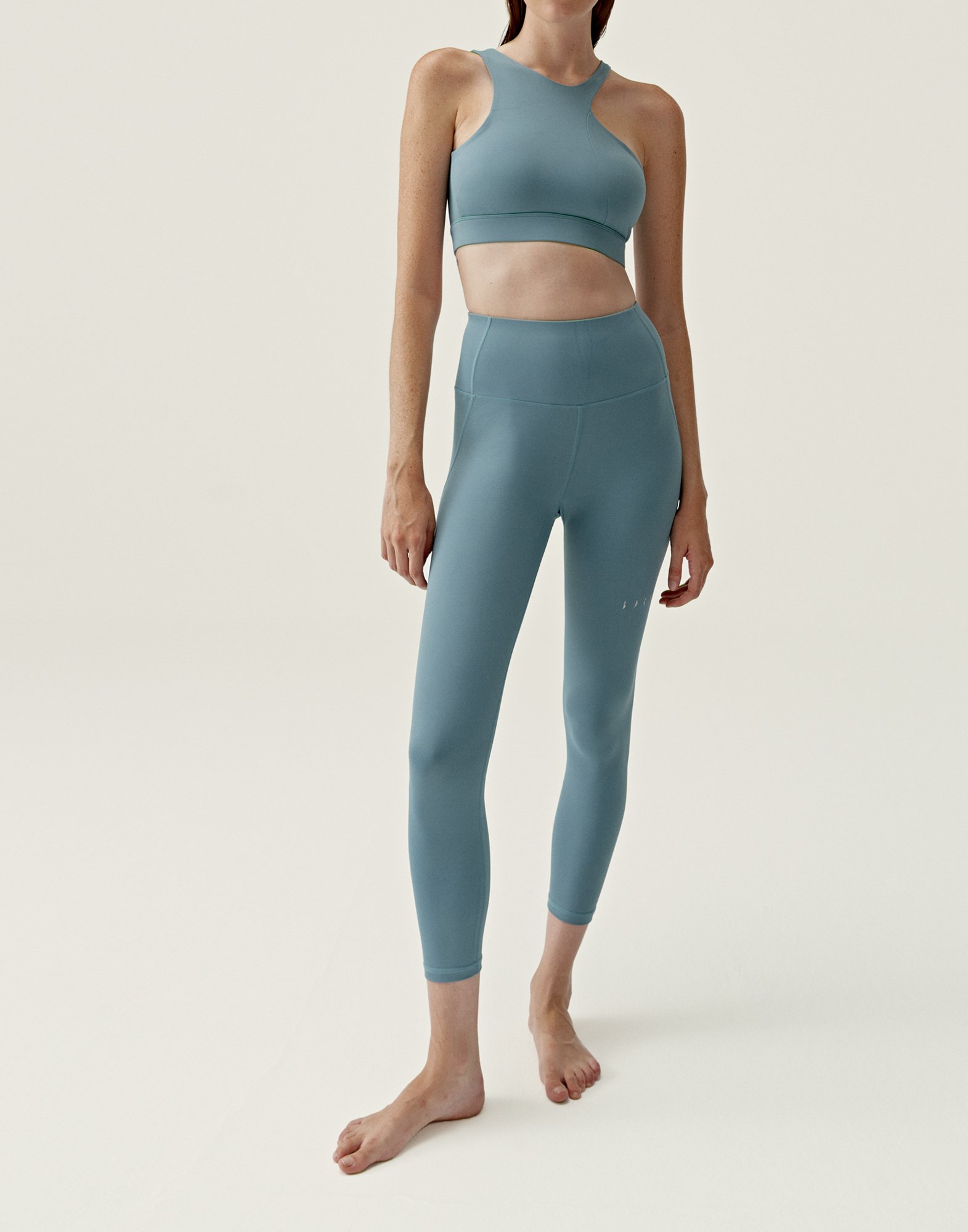 Medium support performance sports bra BORN LIVING YOGA Grey