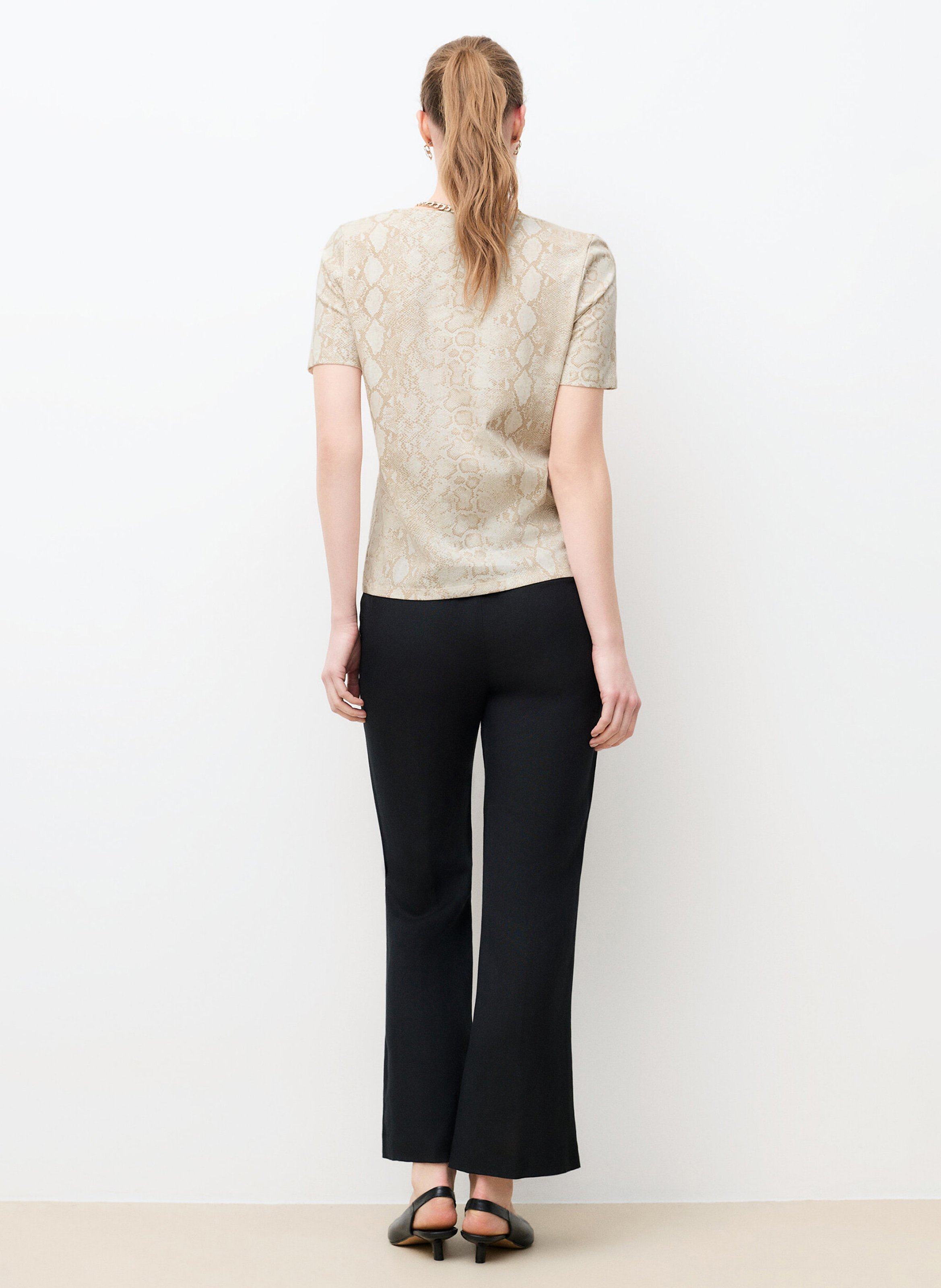 Tee-shirt col V droit imprimé CAROLL Beige