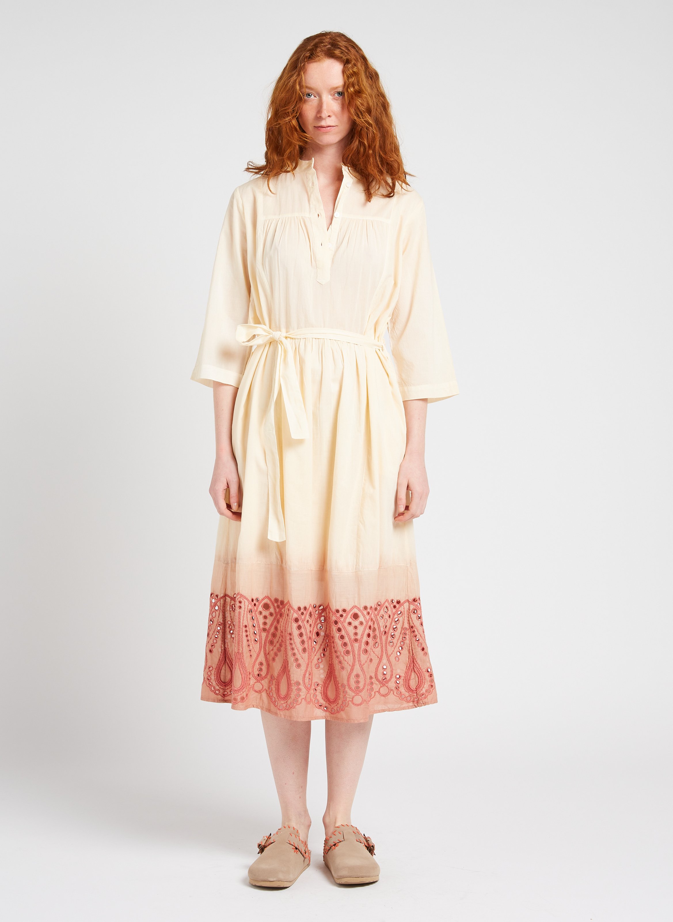 Muil met stiksels in suède leer COLORS OF CALIFORNIA Beige