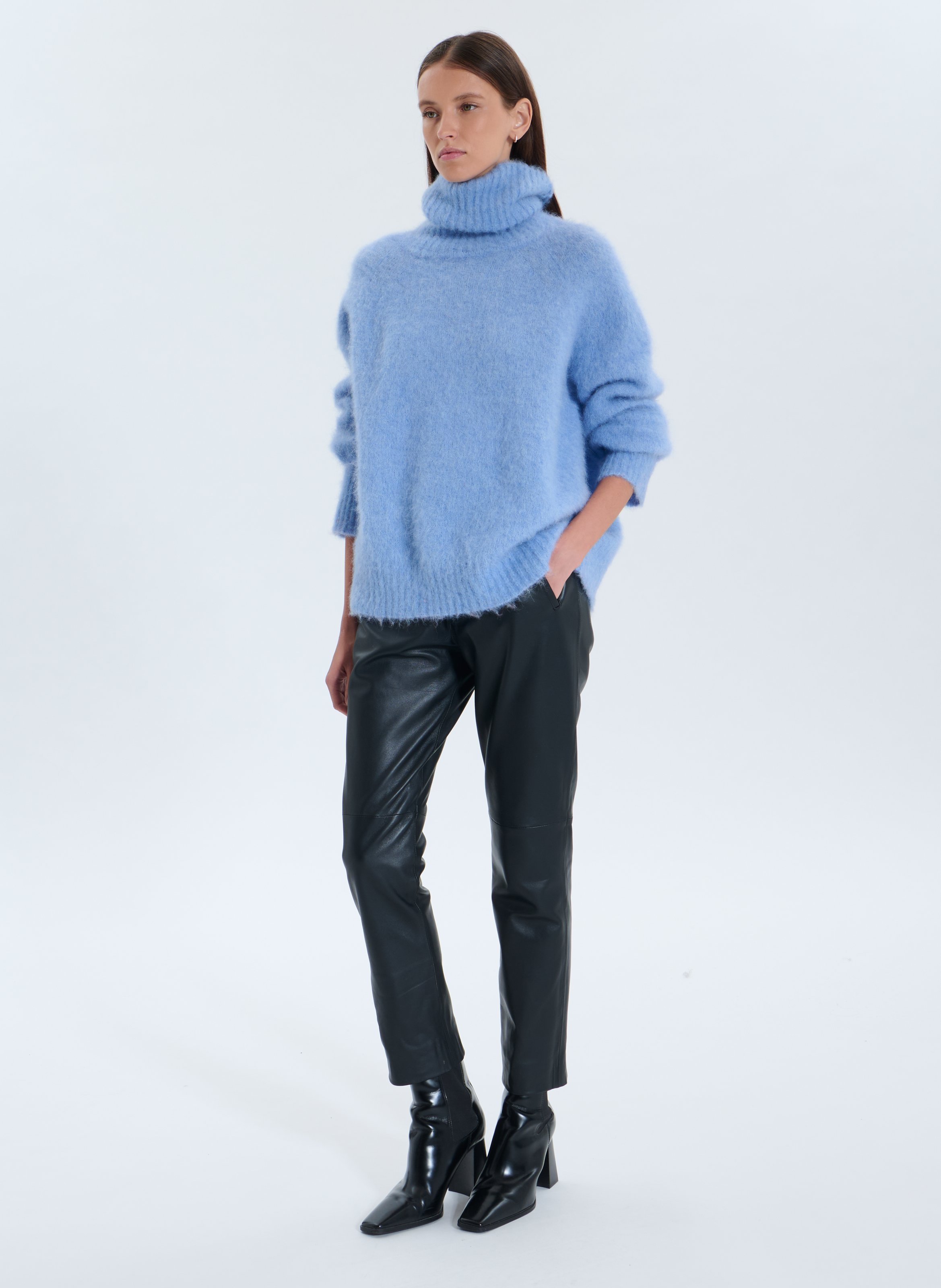 Ruimvallende coltrui | wolblend ZAPA Blauw