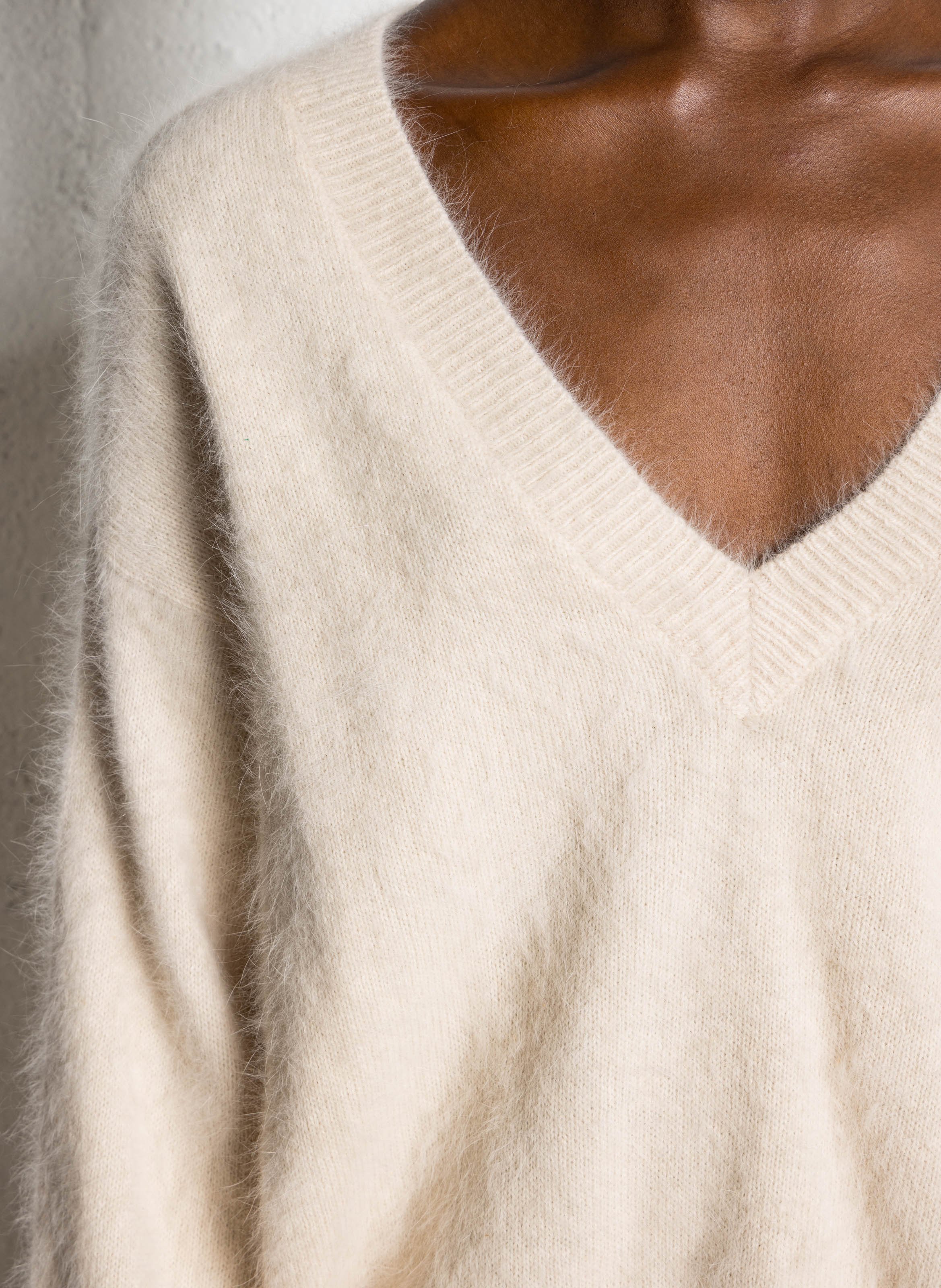 Pull devant dos ample en laine mélangée BELLEROSE Beige