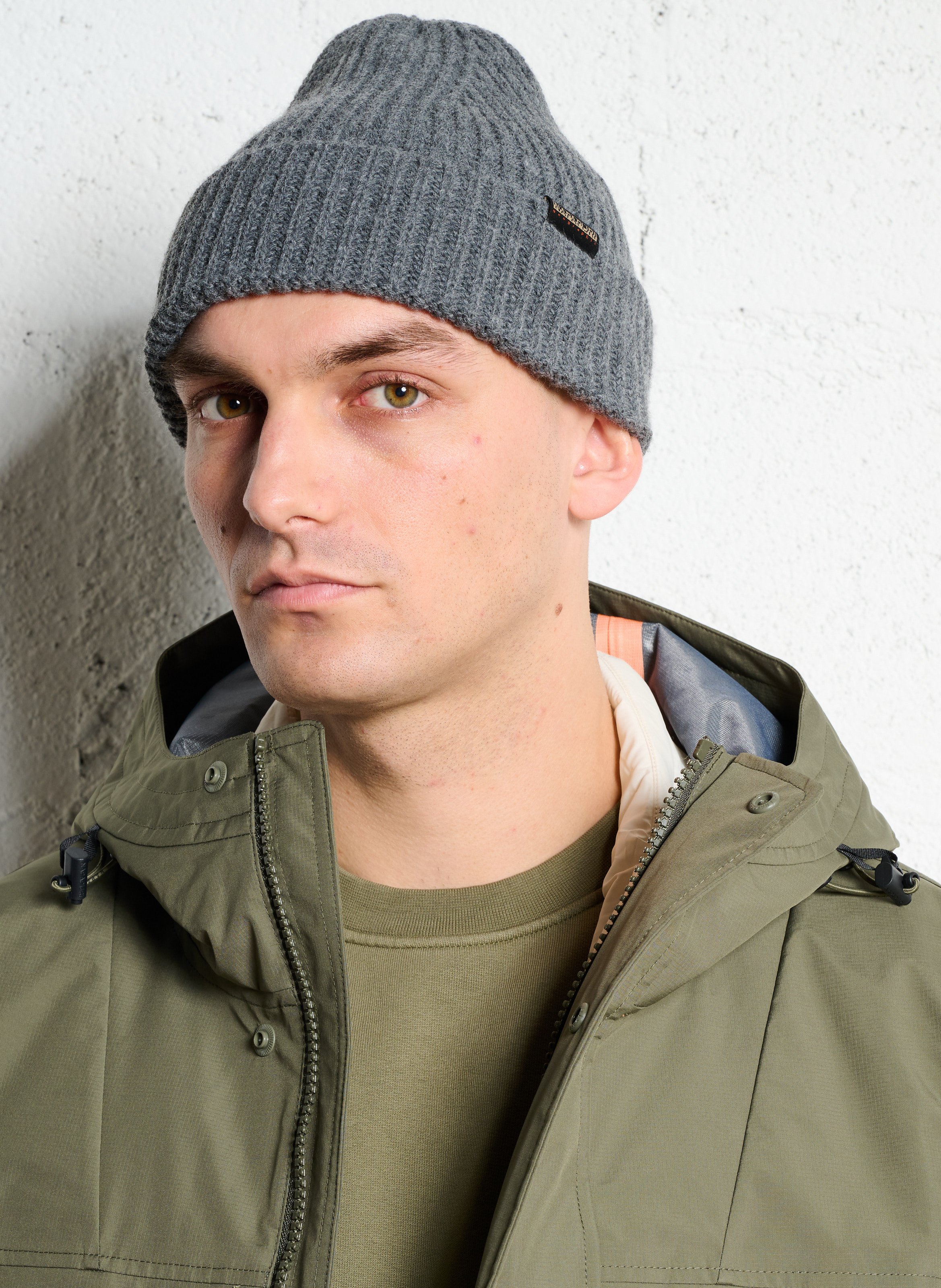 Gebreide muts met ribbelpatroon NAPAPIJRI Grijs