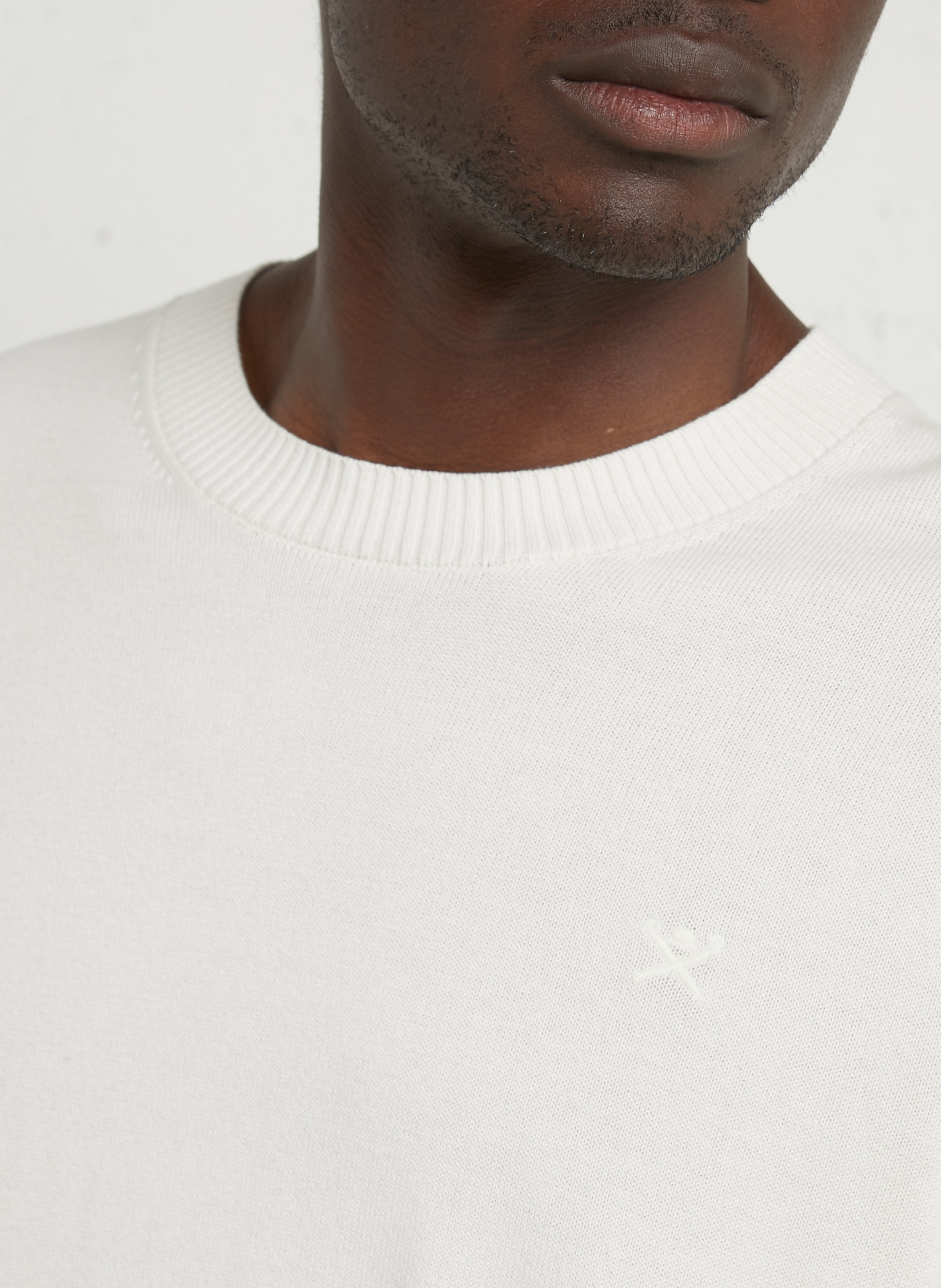 Pull droit col rond brodé en coton HACKETT Blanc