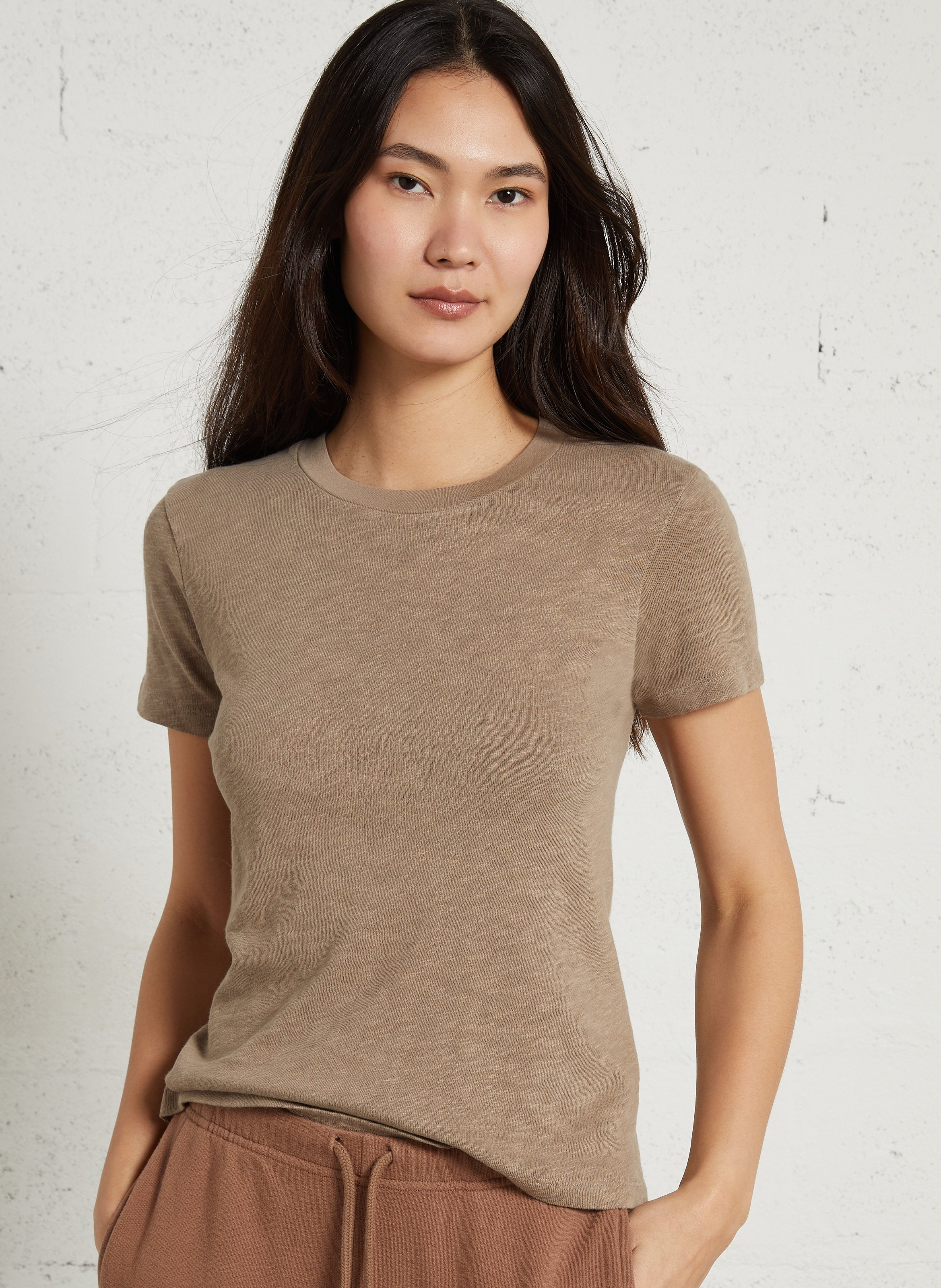 Recht, katoenen T-shirt met ronde hals AMERICAN VINTAGE Beige