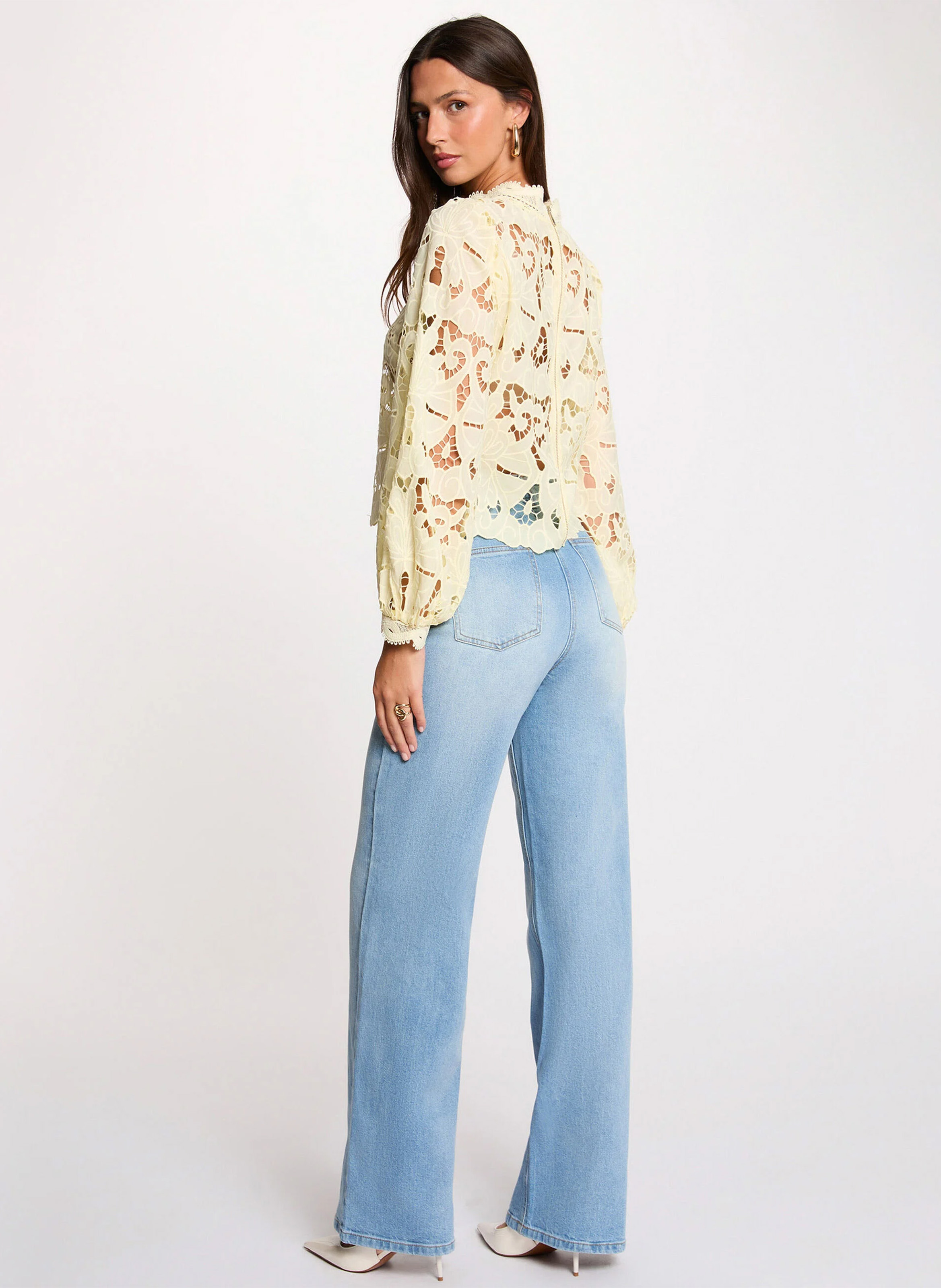 Korte, kanten blouse MORGAN Geel