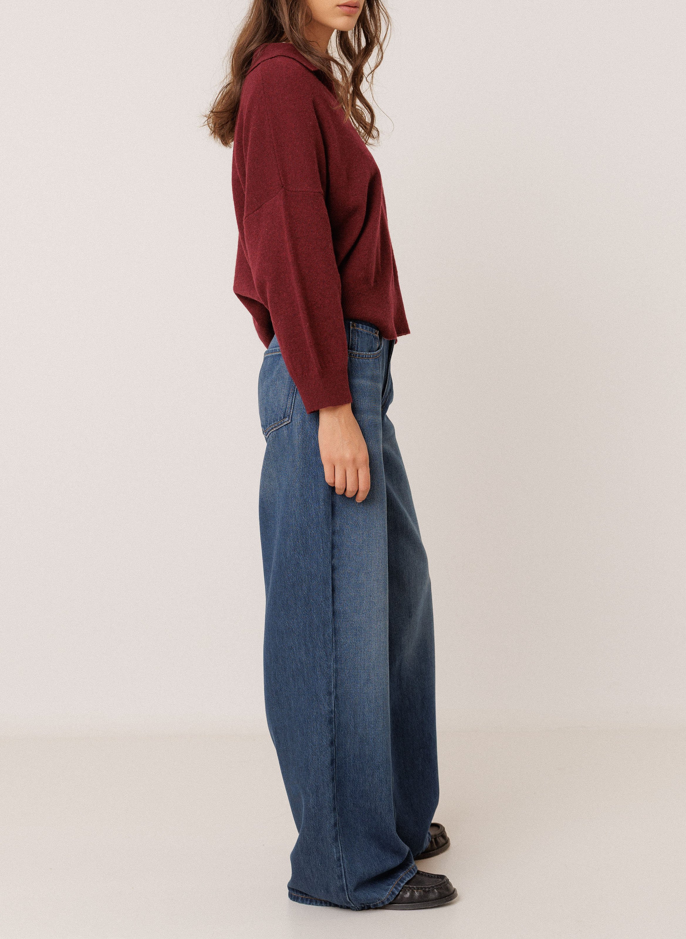 Oversized V-neck sweater INDI & COLD Purple