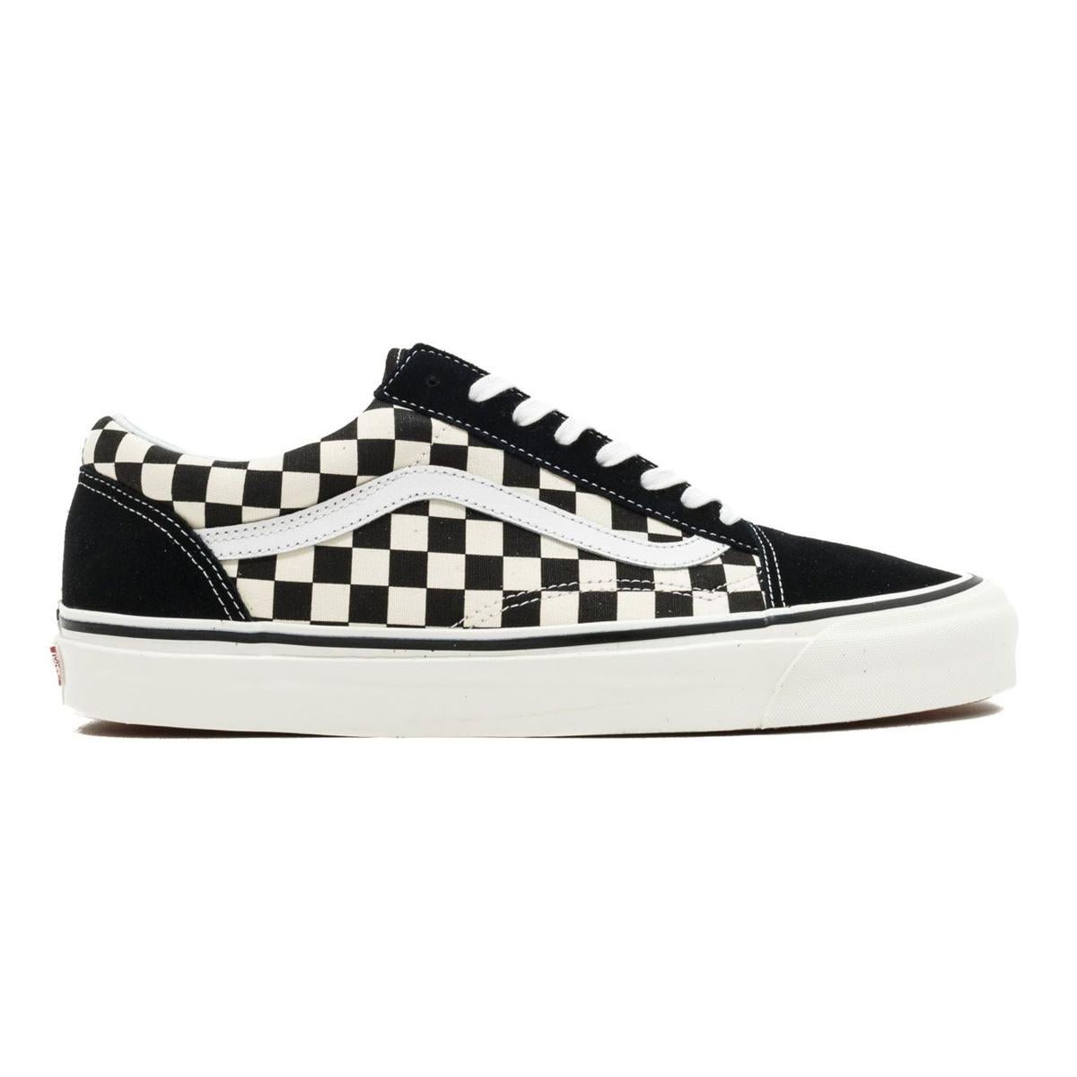 Low-top sneakers VANS Black
