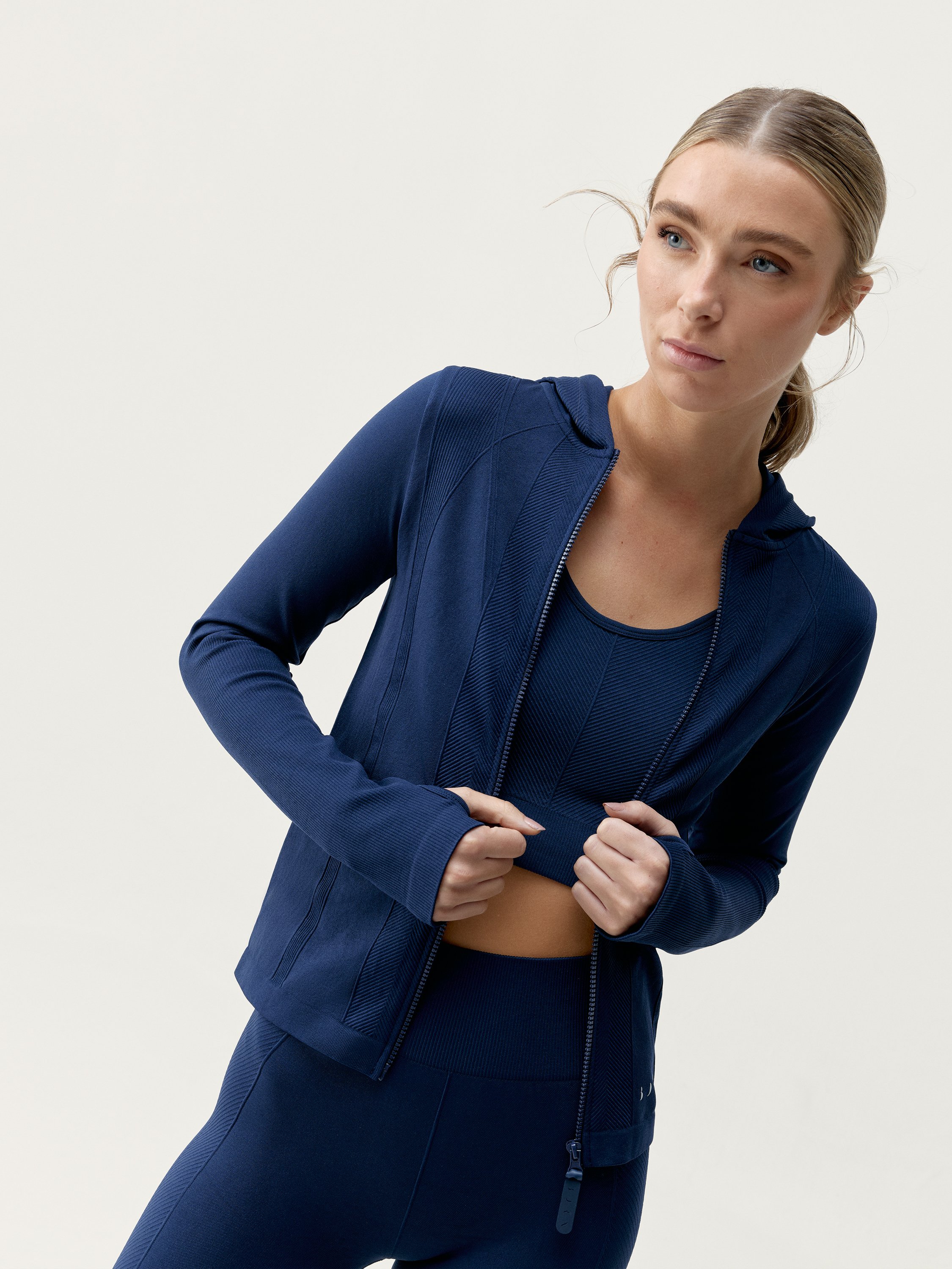 Seamless sports jacket BORN LIVING YOGA Blue