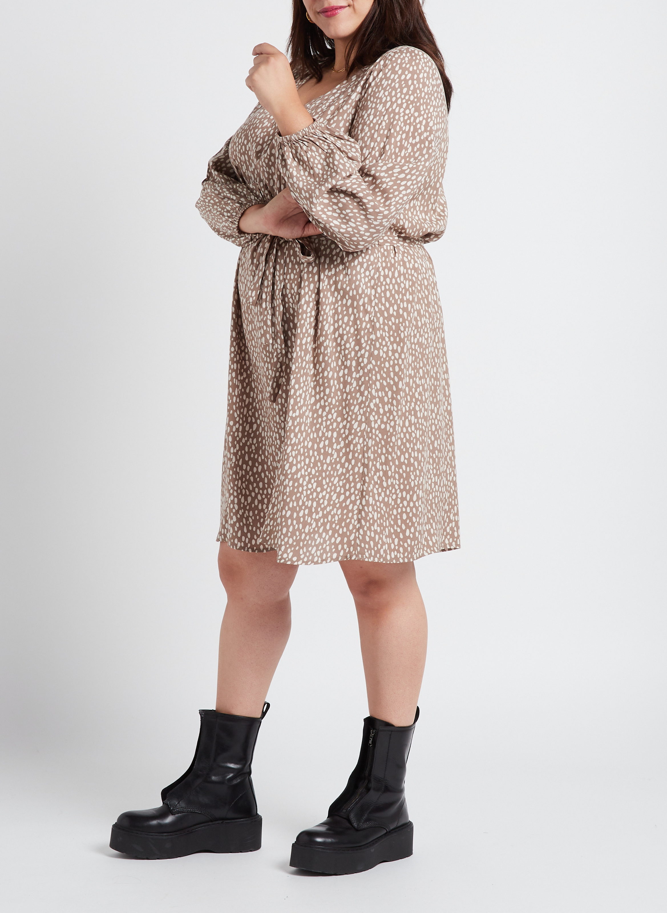 Short printed V-neck dress EVOKED Beige