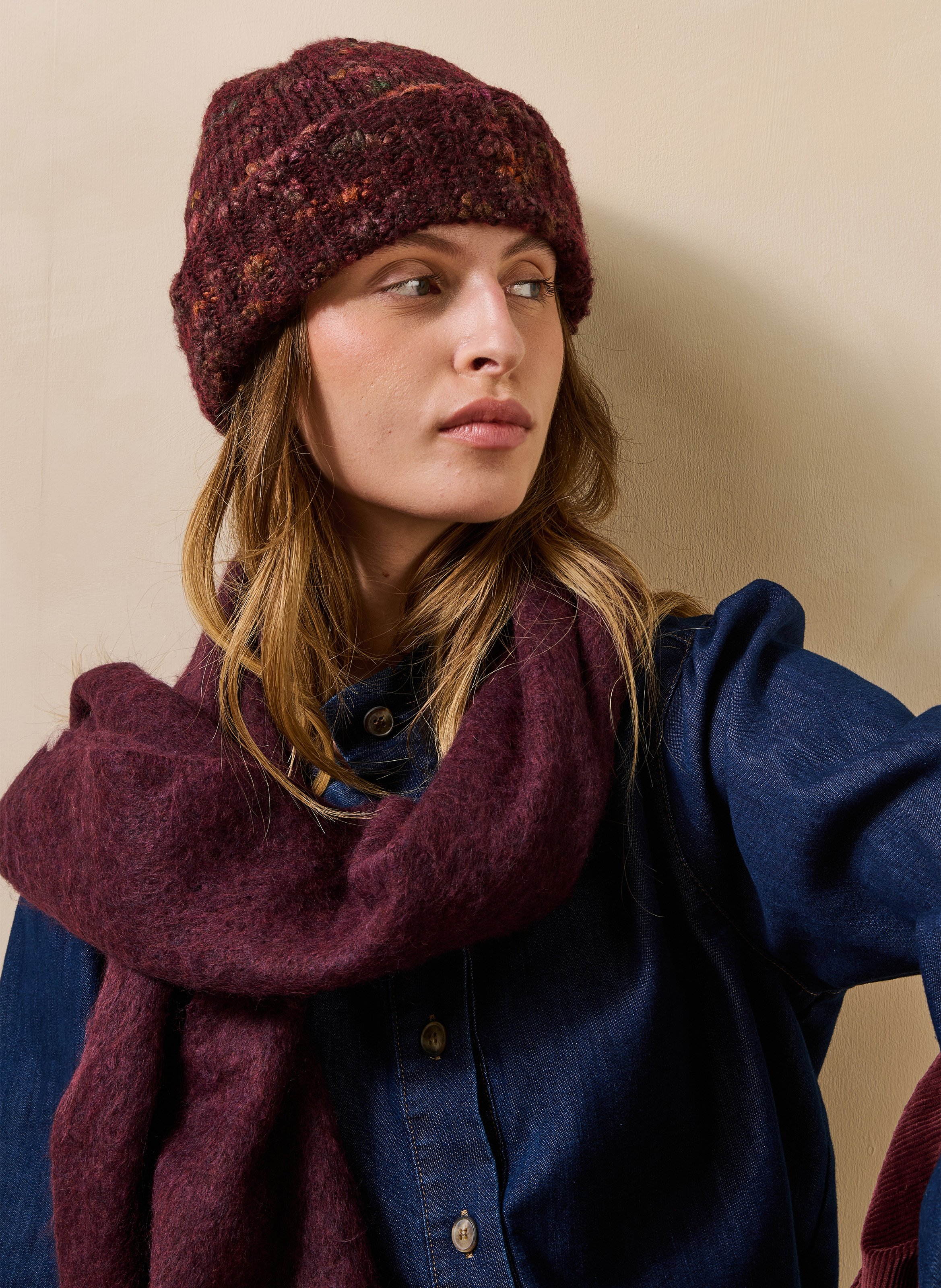 Knitted hat with turn-up LA FEE MARABOUTEE Red