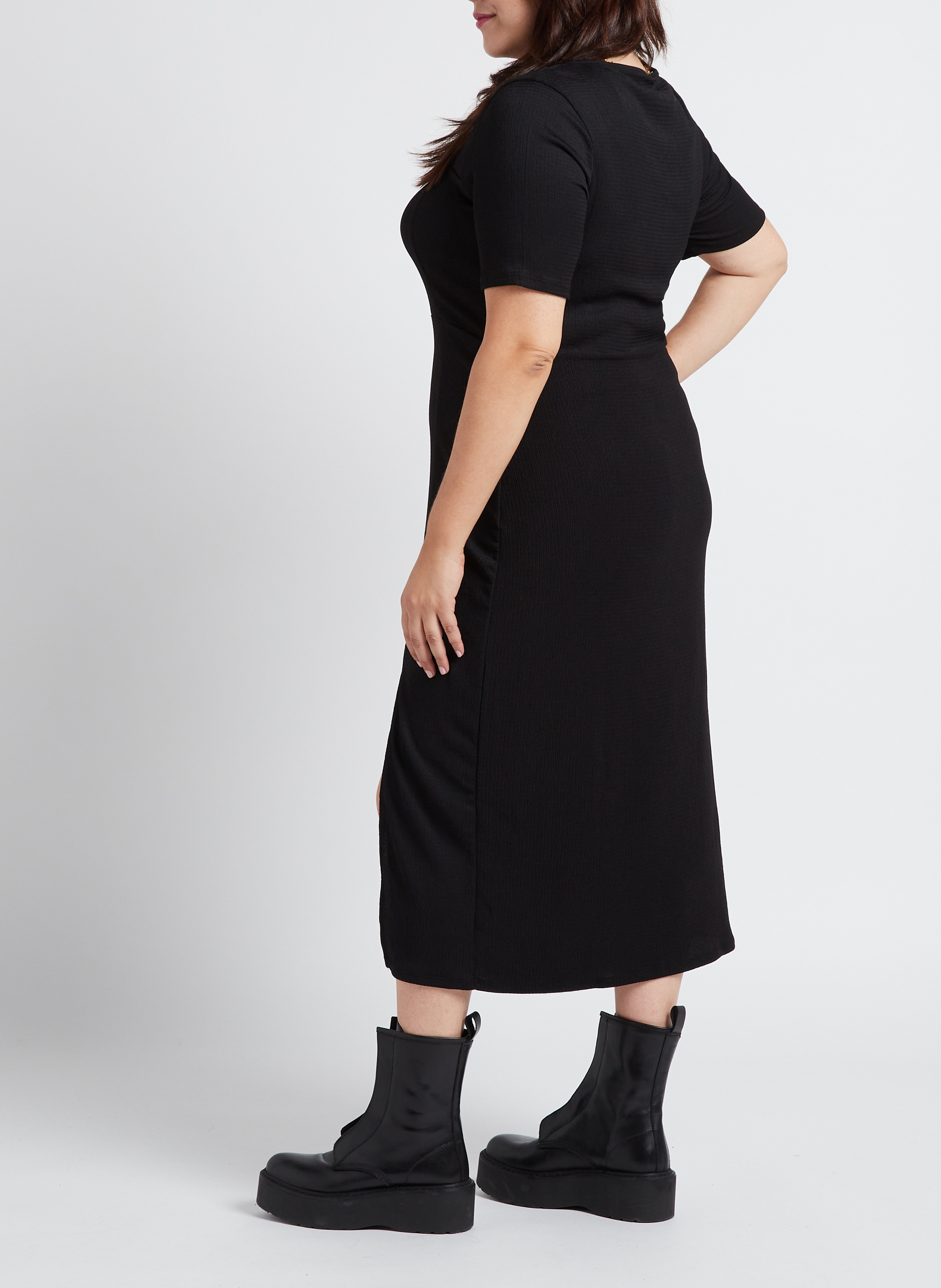 Halflange jurk met vierkante hals GINA TRICOT Zwart