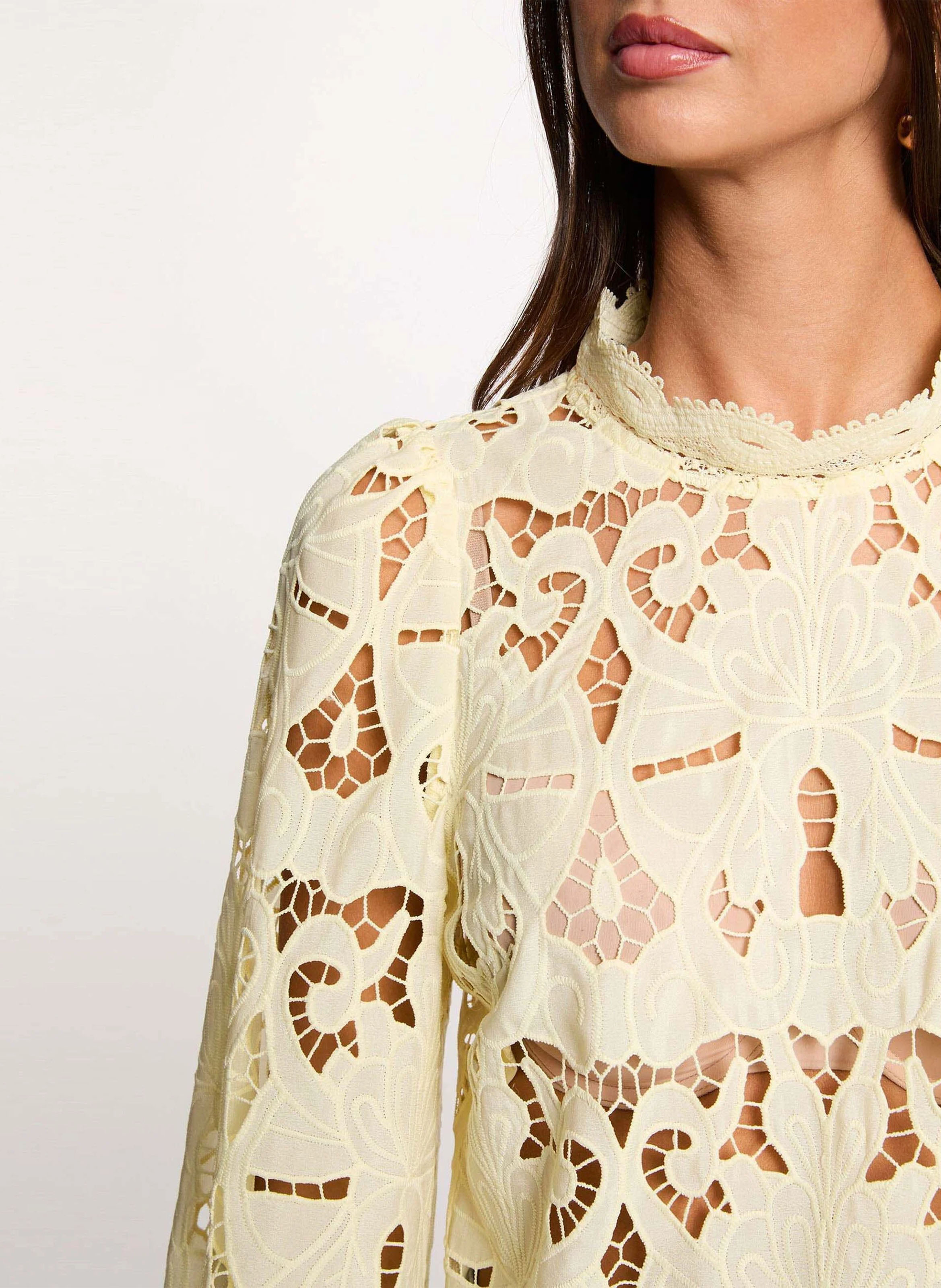 Korte, kanten blouse MORGAN Geel