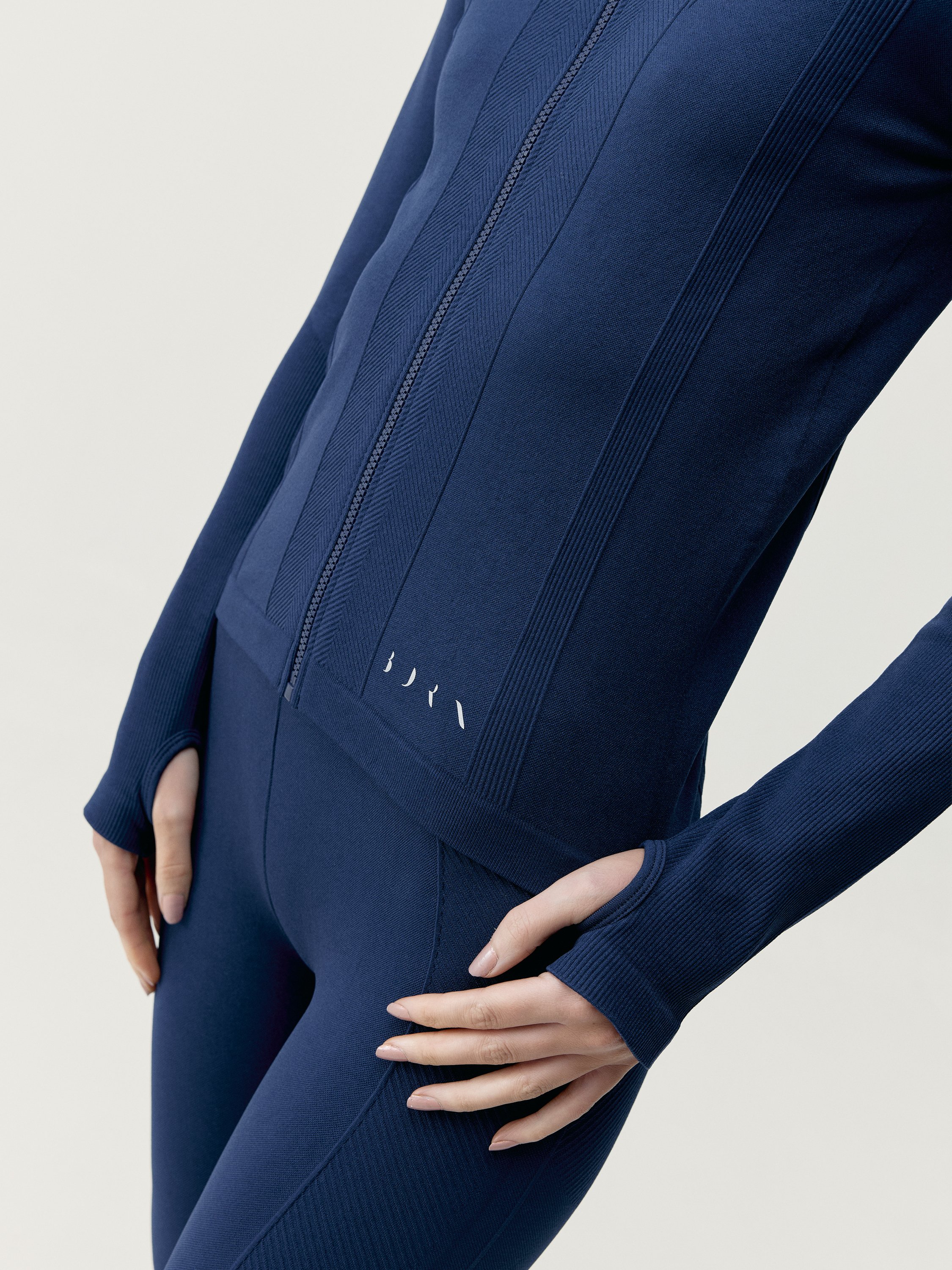 Seamless sports jacket BORN LIVING YOGA Blue