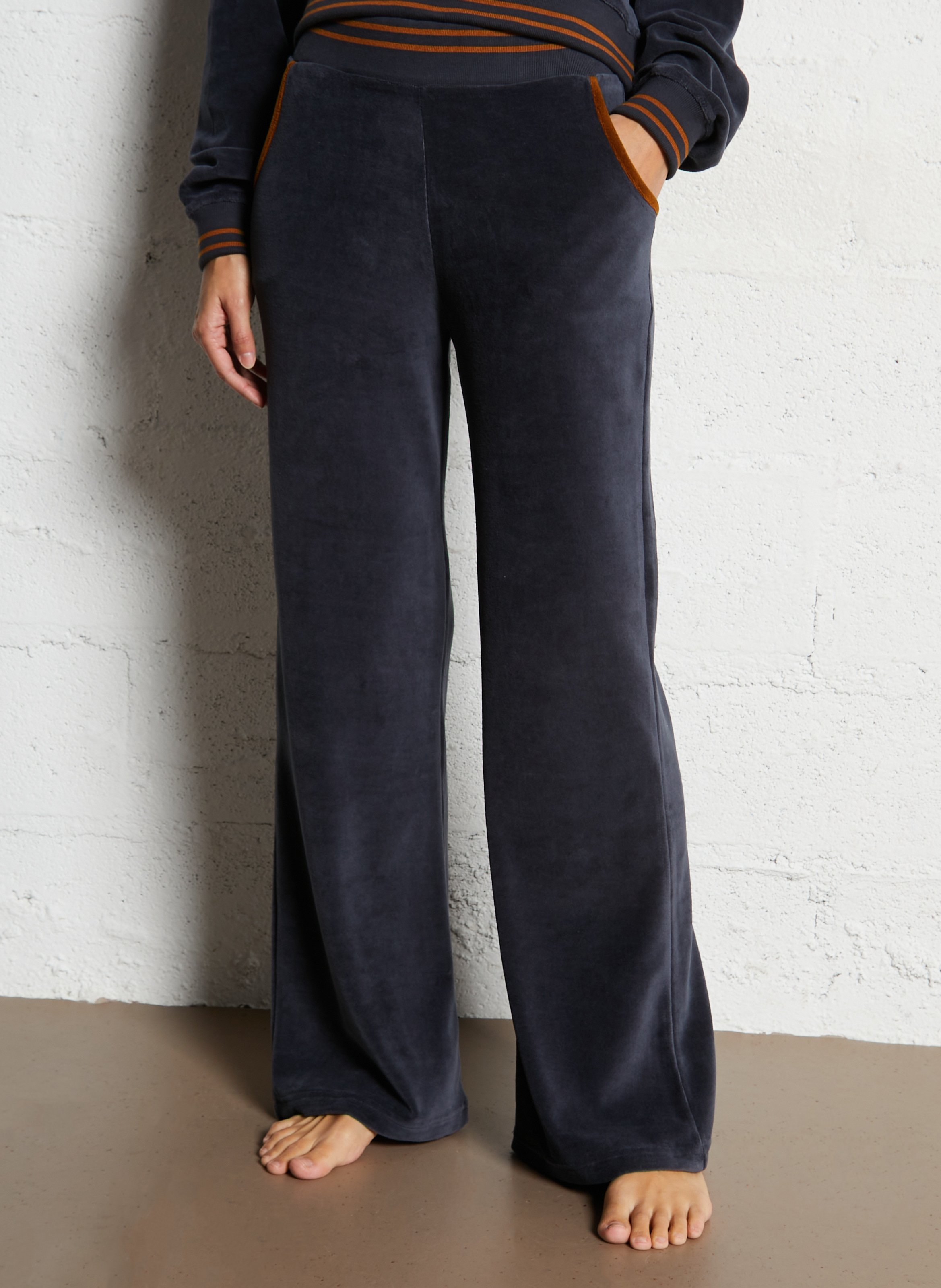 Jogging large LA NOUVELLE Gris