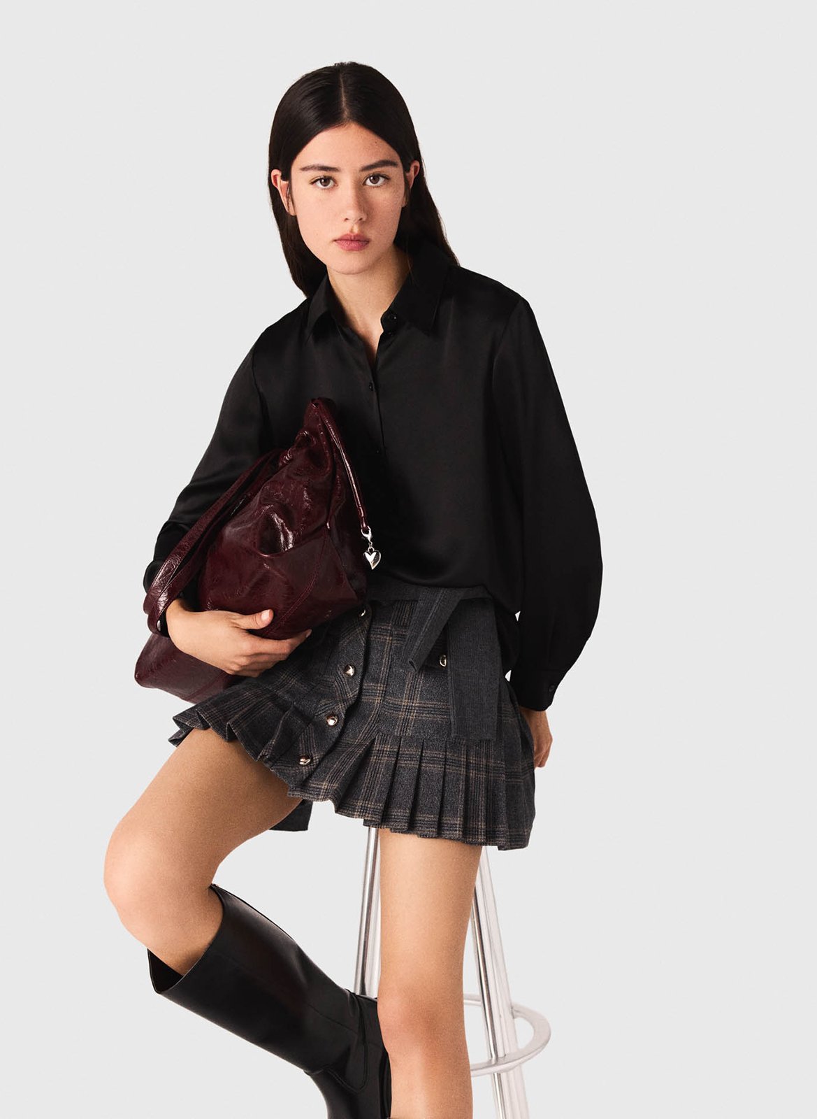 Chemise droite col classique en soie MAJE Noir