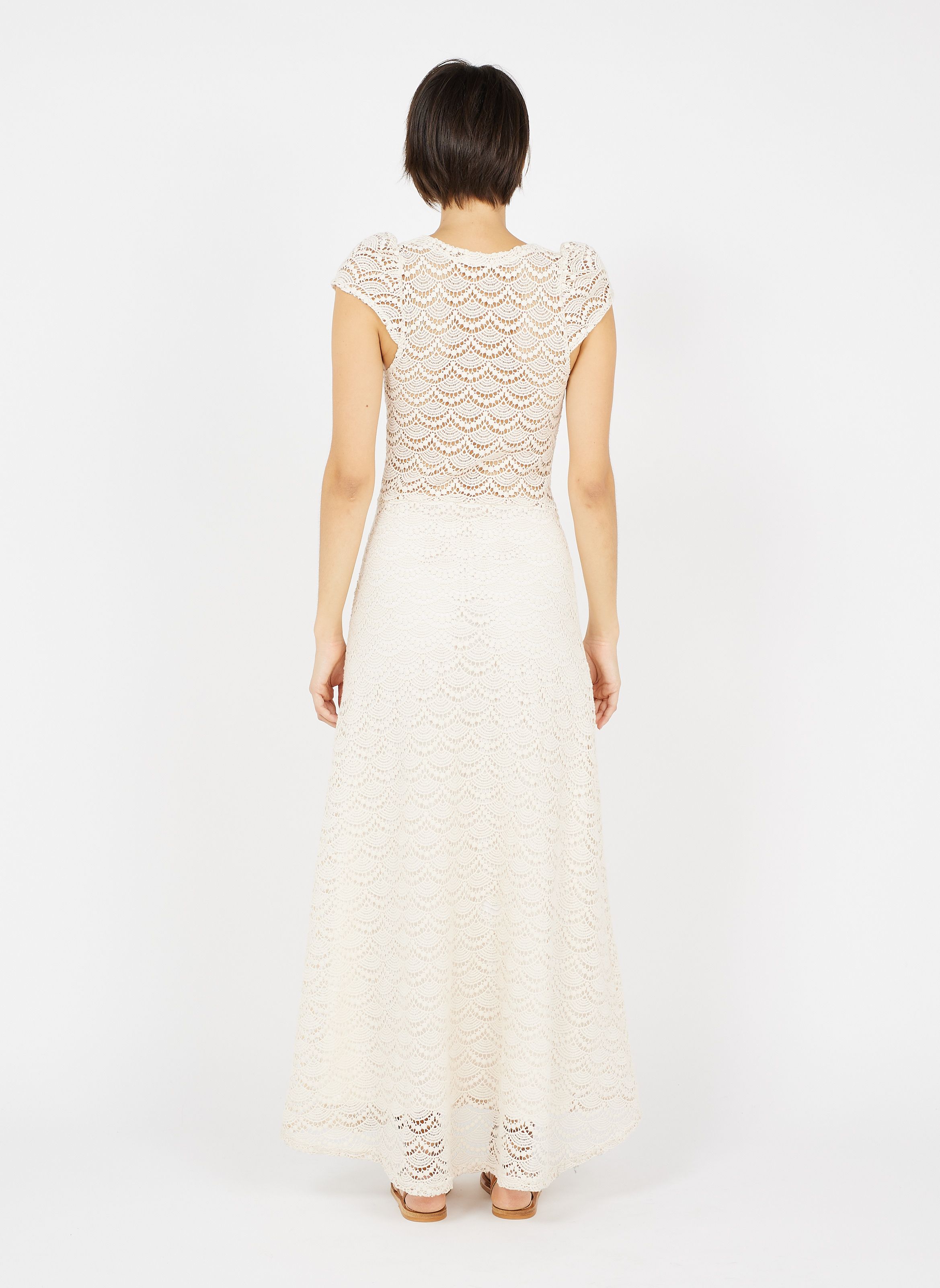 Robe longue en crochet Beige