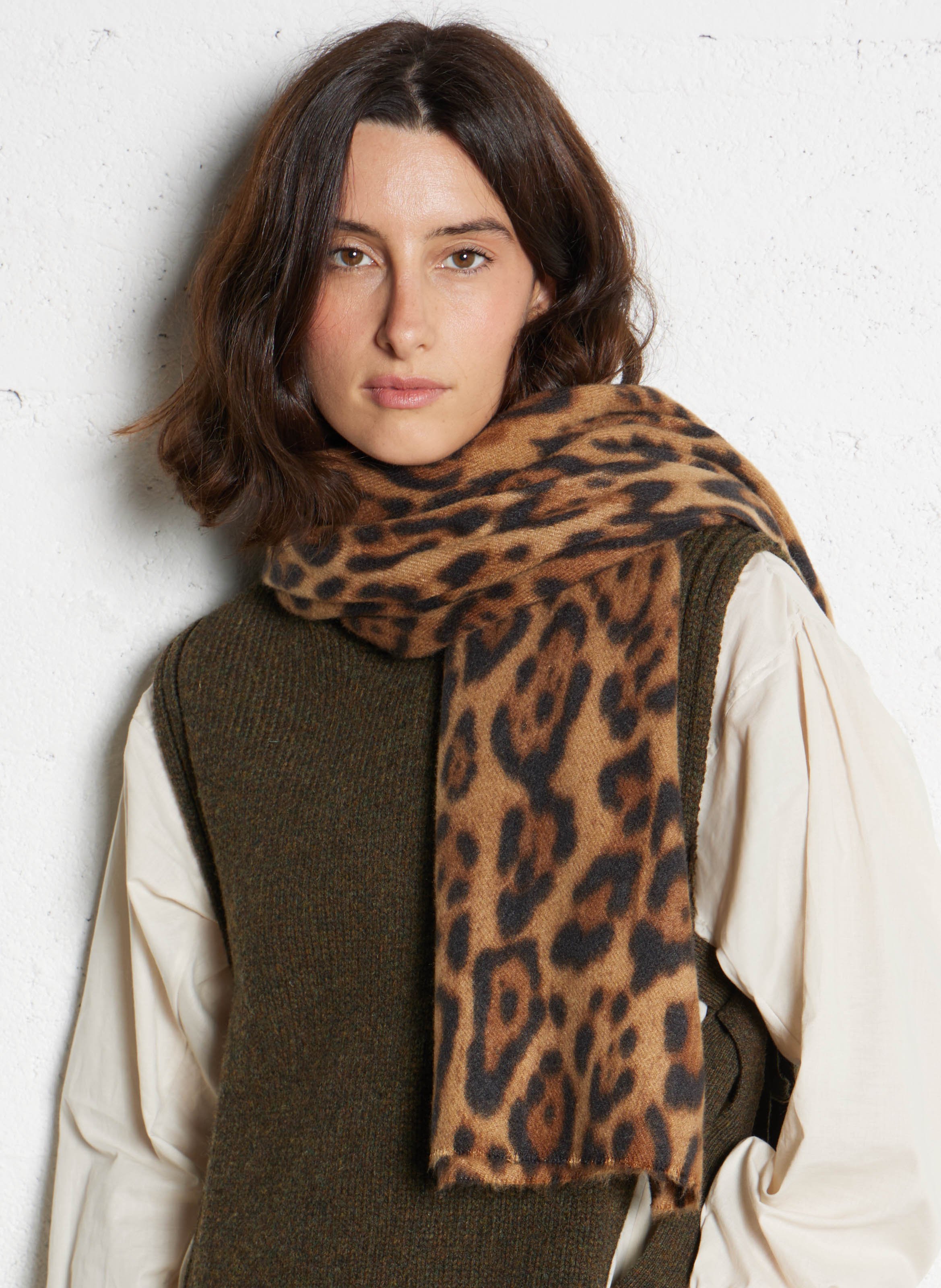 Printed scarf AU PRINTEMPS PARIS Brown