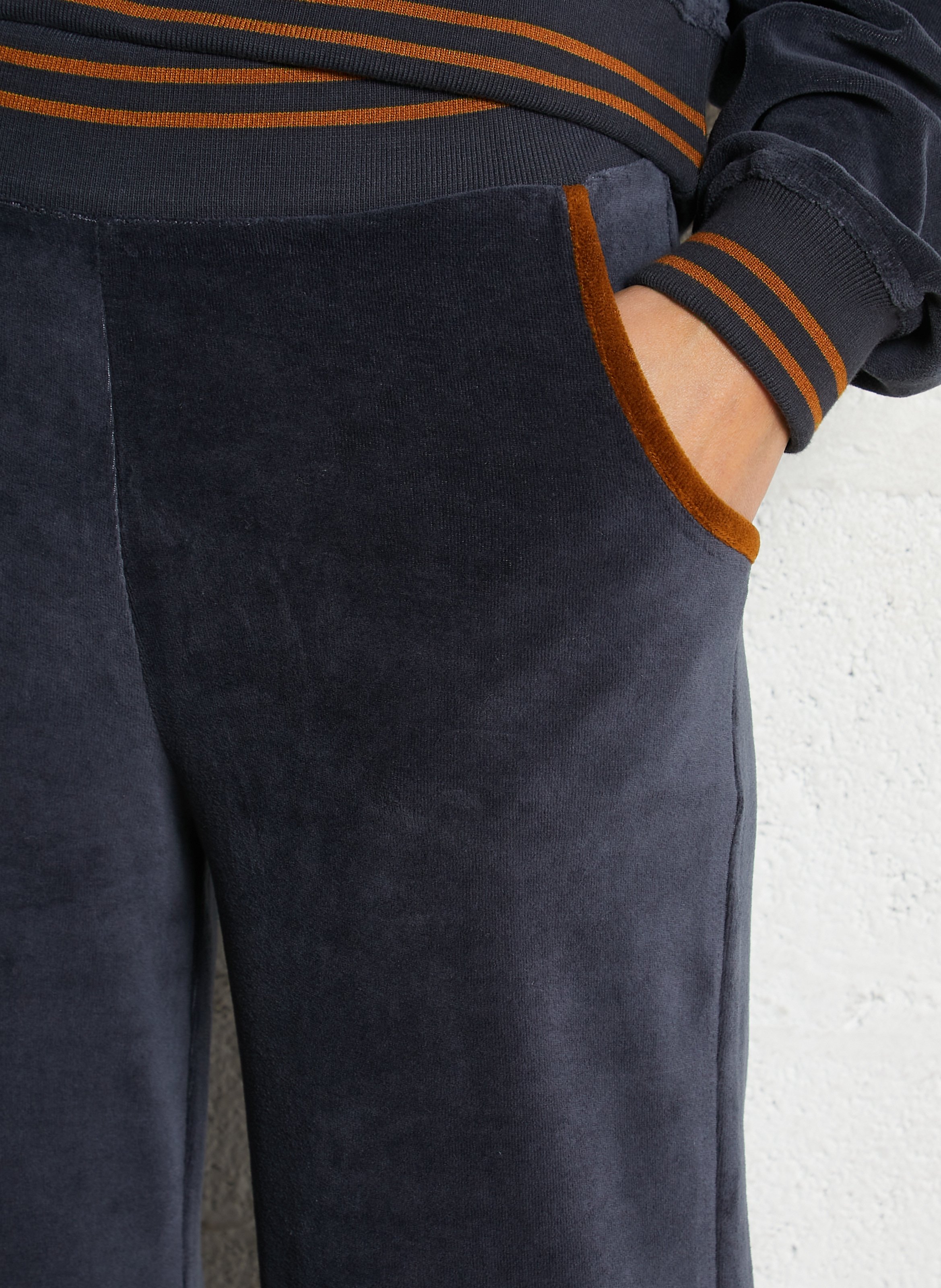 Jogging large LA NOUVELLE Gris