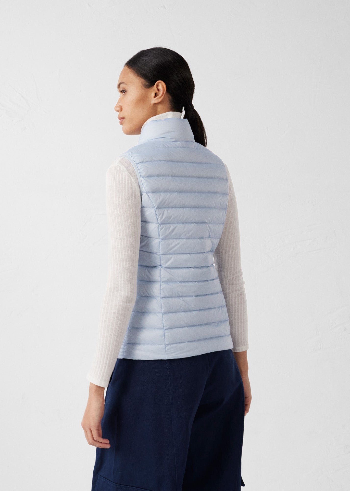 Sleeveless lightweight down vest seda JOTT Blue