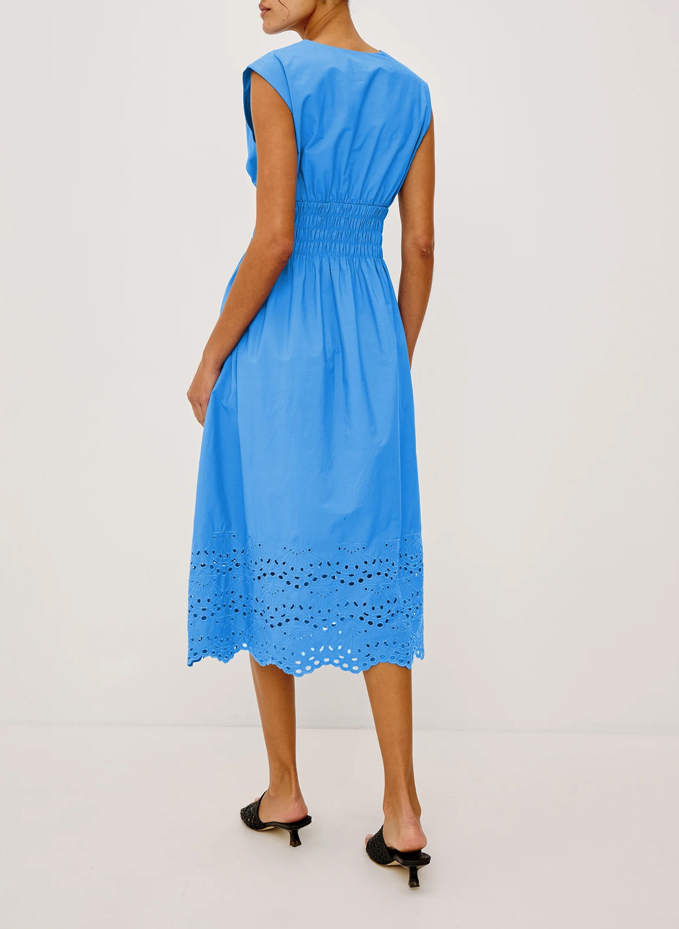 Halflange, katoenen jurk met V-hals RAILS Blauw