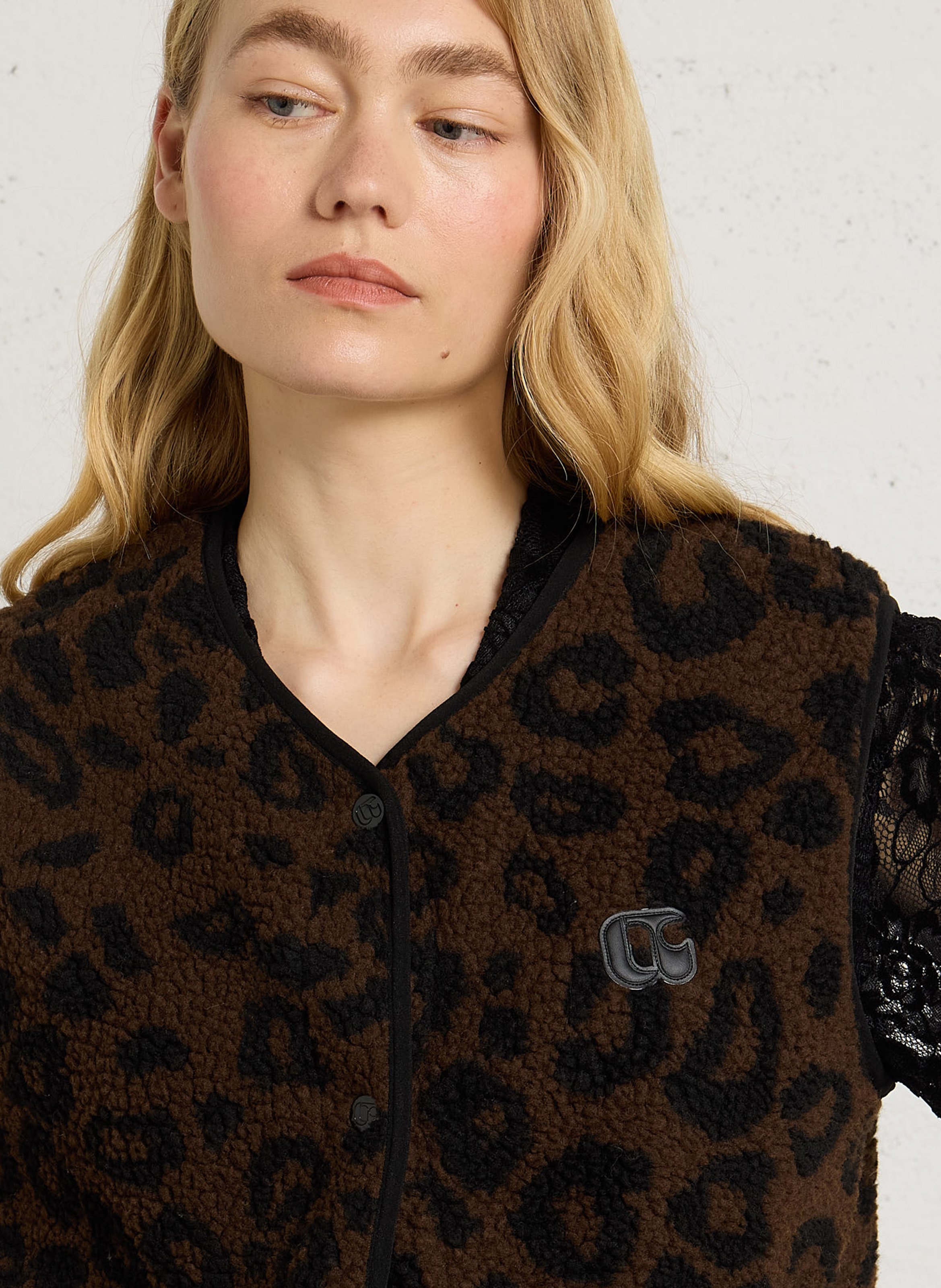Sleeveless jacket by Sanry LE TEMPS DES CERISES Brown