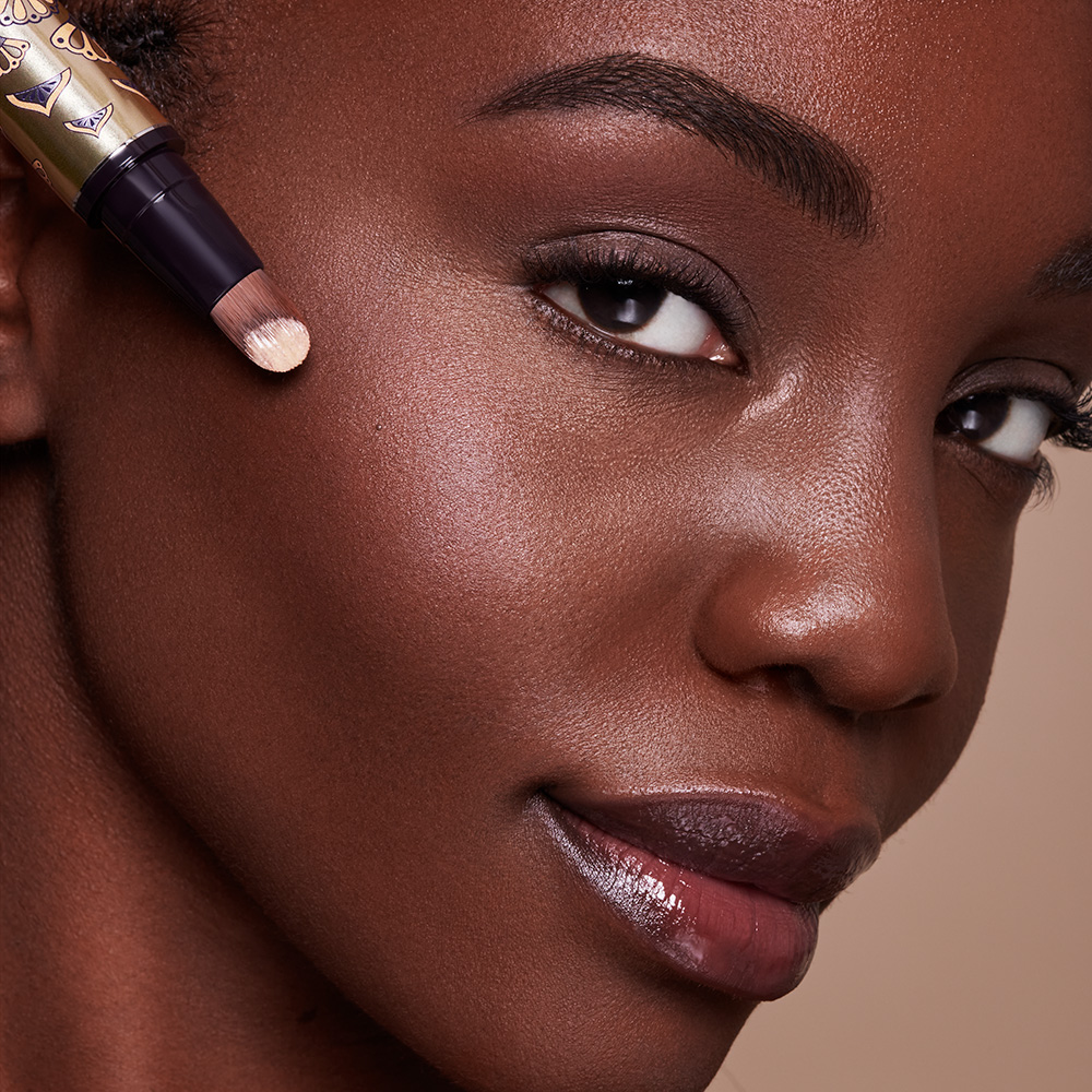 BRIGHTENING CC LUMINIZER BY TERRY 1. universal glow