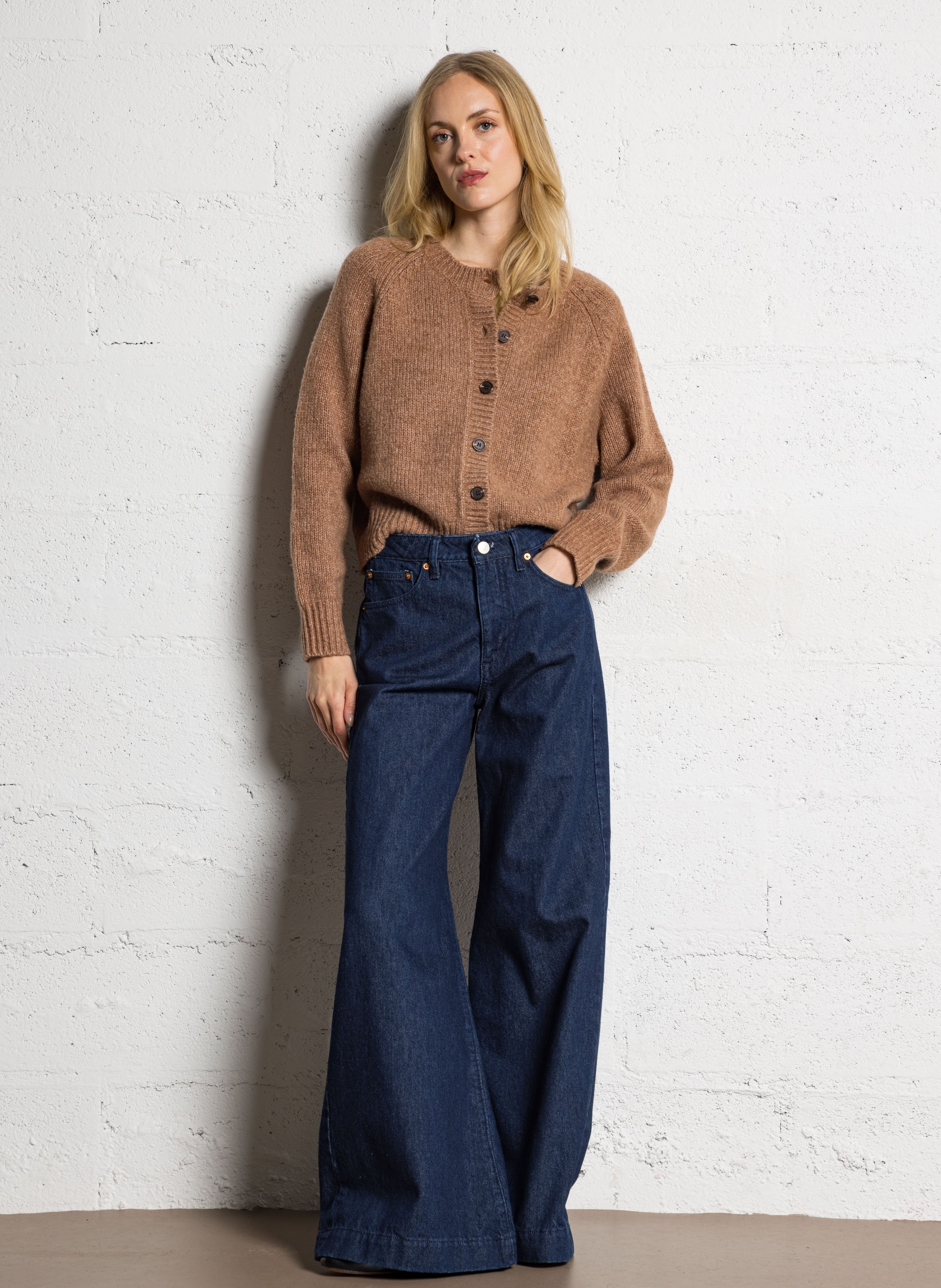 Straight buttoned cardigan in mixed wool JC SOPHIE Brown