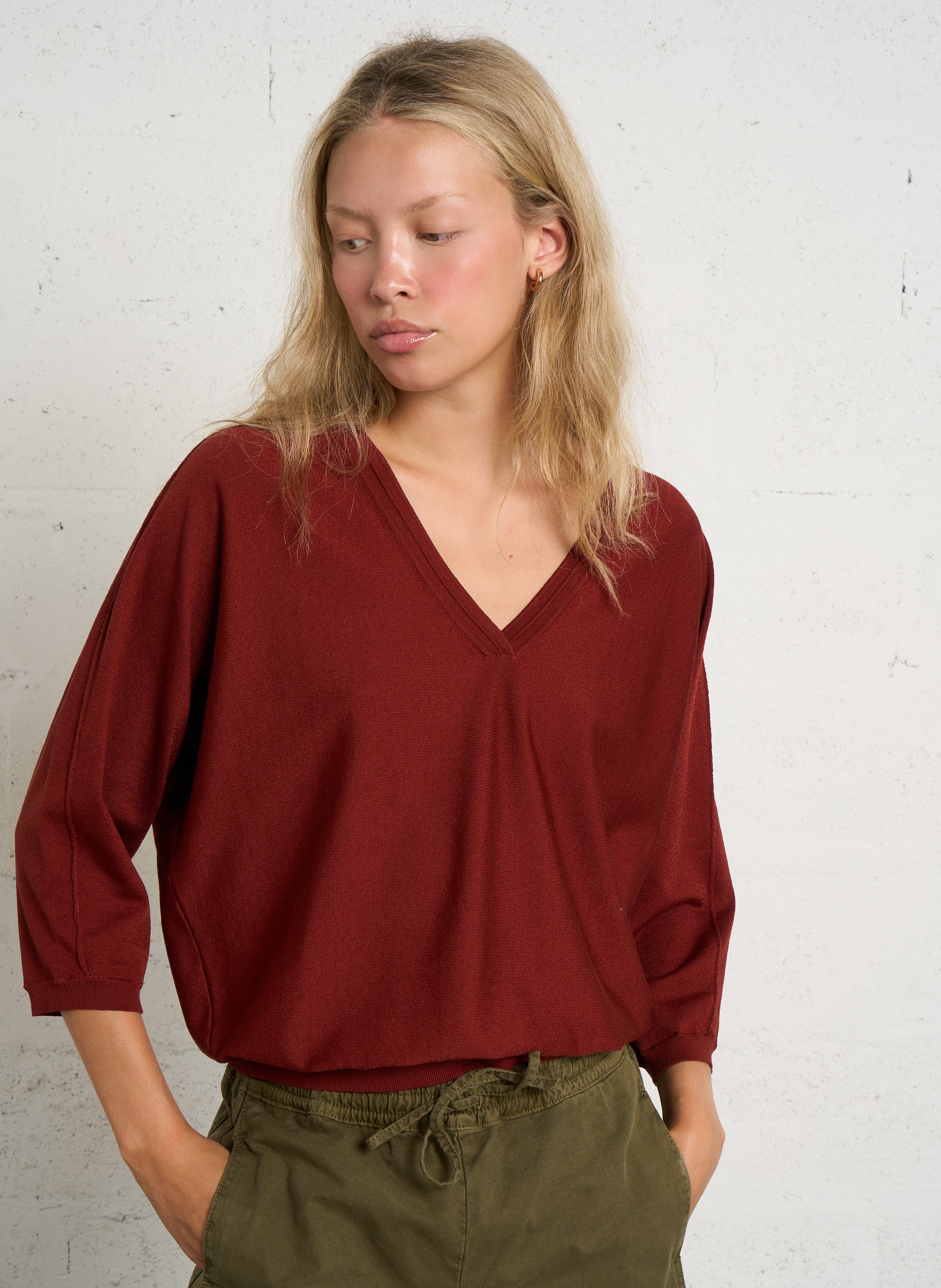 Straight-cut V-neck knit sweater MAISON 123 Red