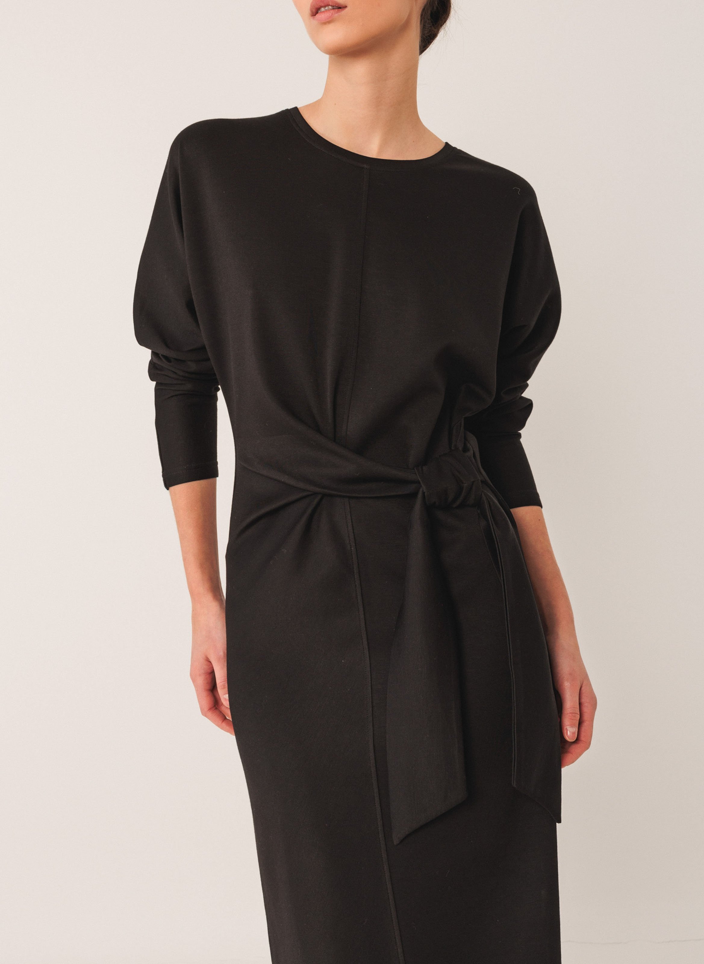 Round-neck midi dress INDI & COLD Black