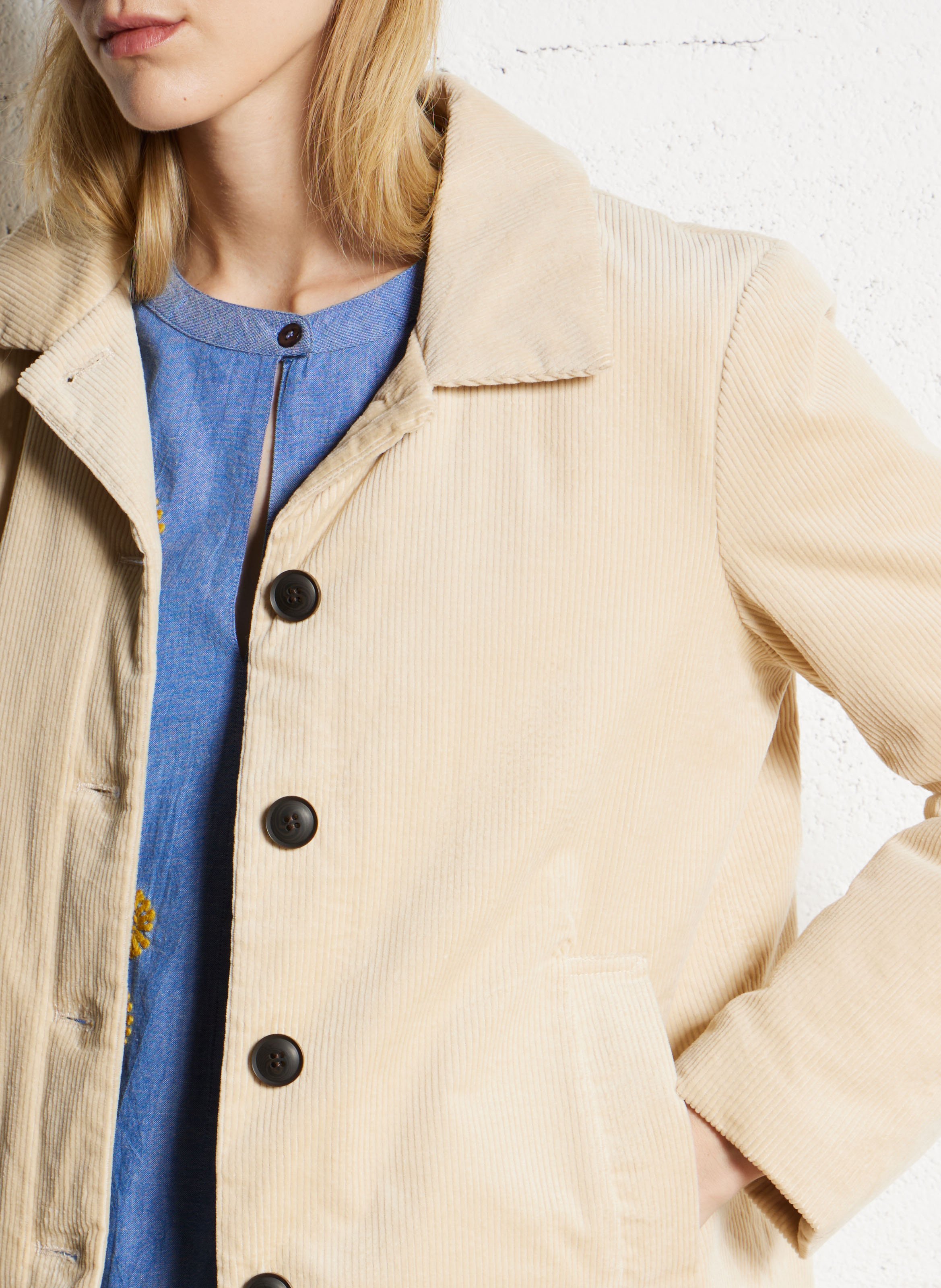 Veste rembourrée col classique en velours côtelé NICE THINGS Beige