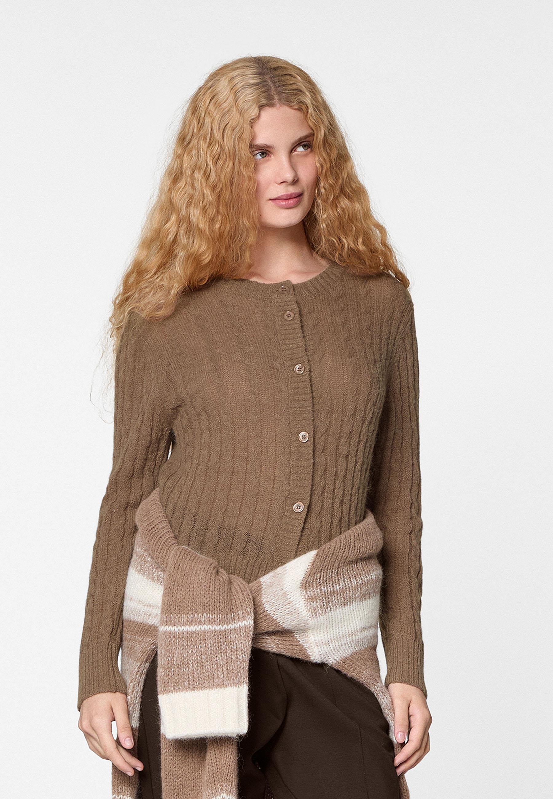 Alpaca cable-knit vest RODIER Brown