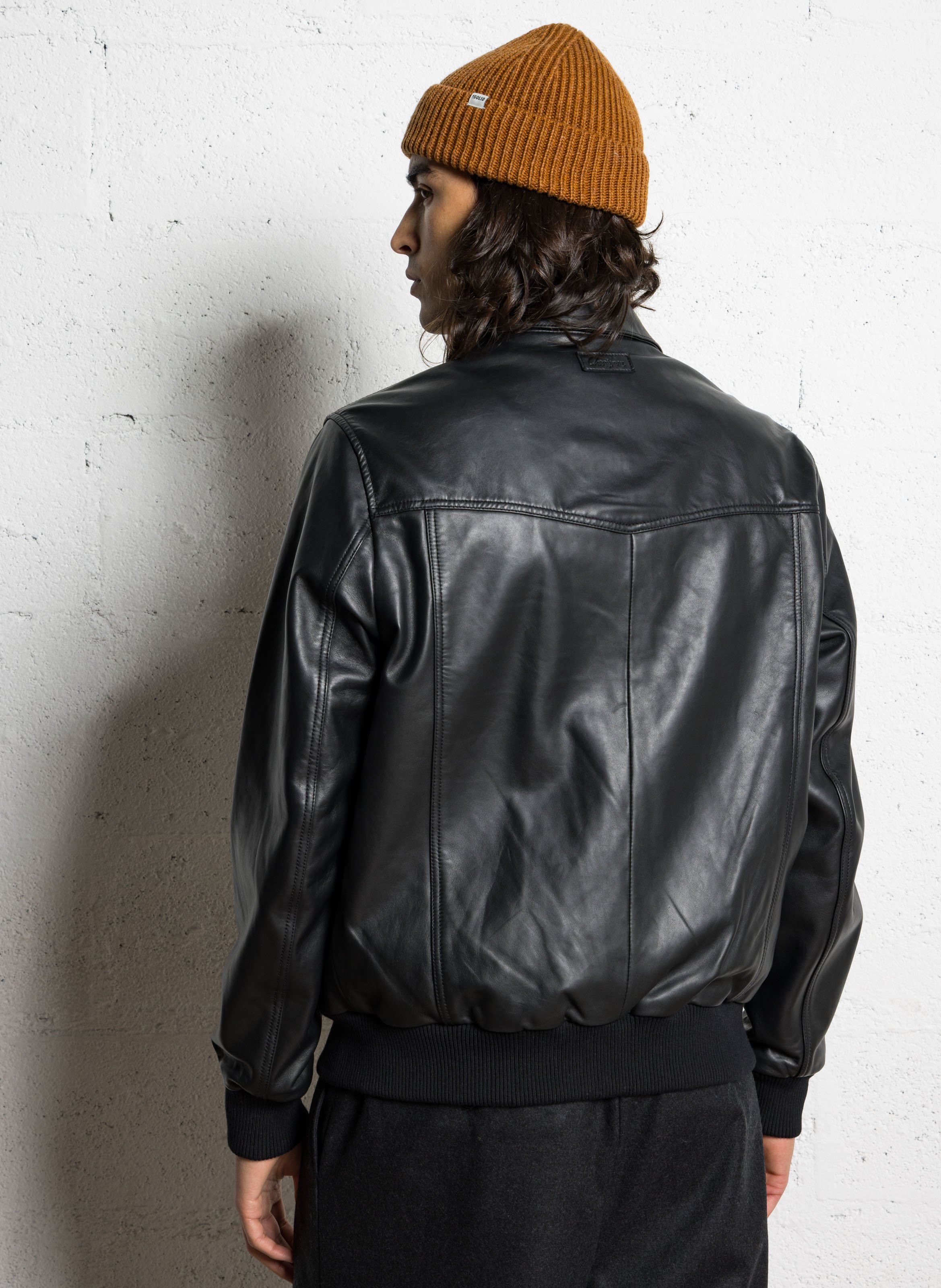 Blouson droit zippé en cuir CHEVIGNON Noir