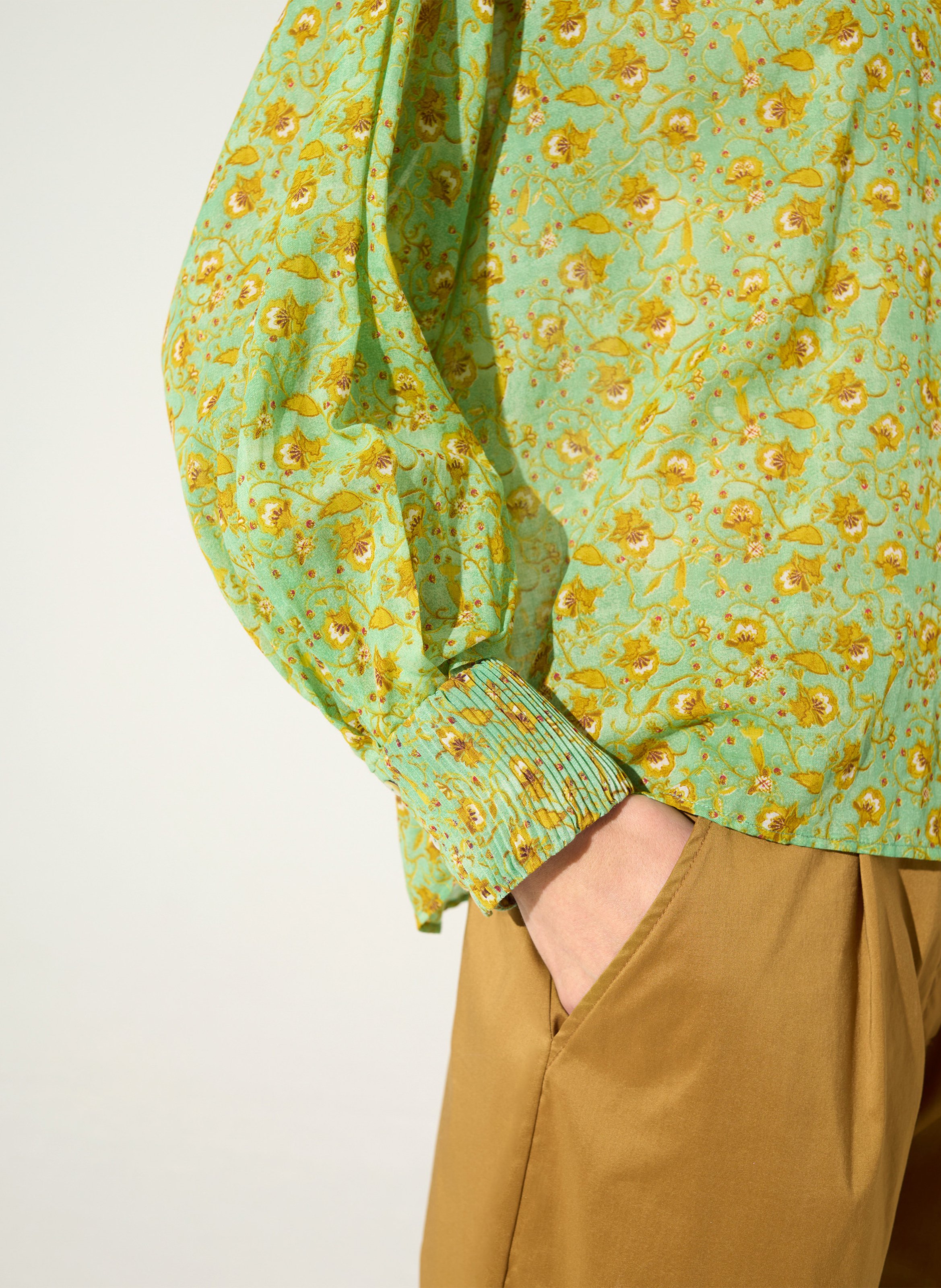 Camisa estampada con cuello clásico COTELAC Verde