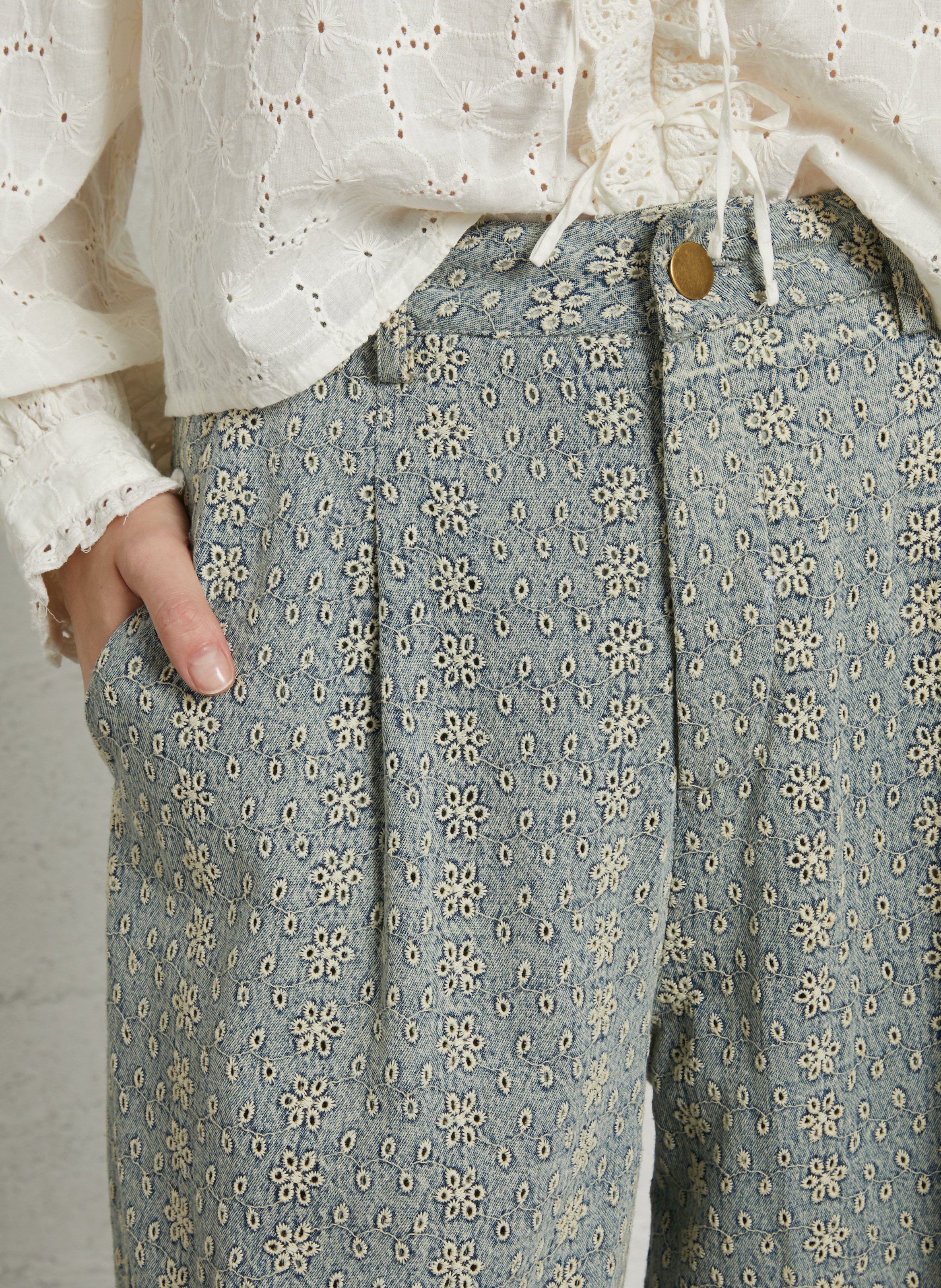 Weites Baumwollhosen mit Saum MAISON HOTEL Blau