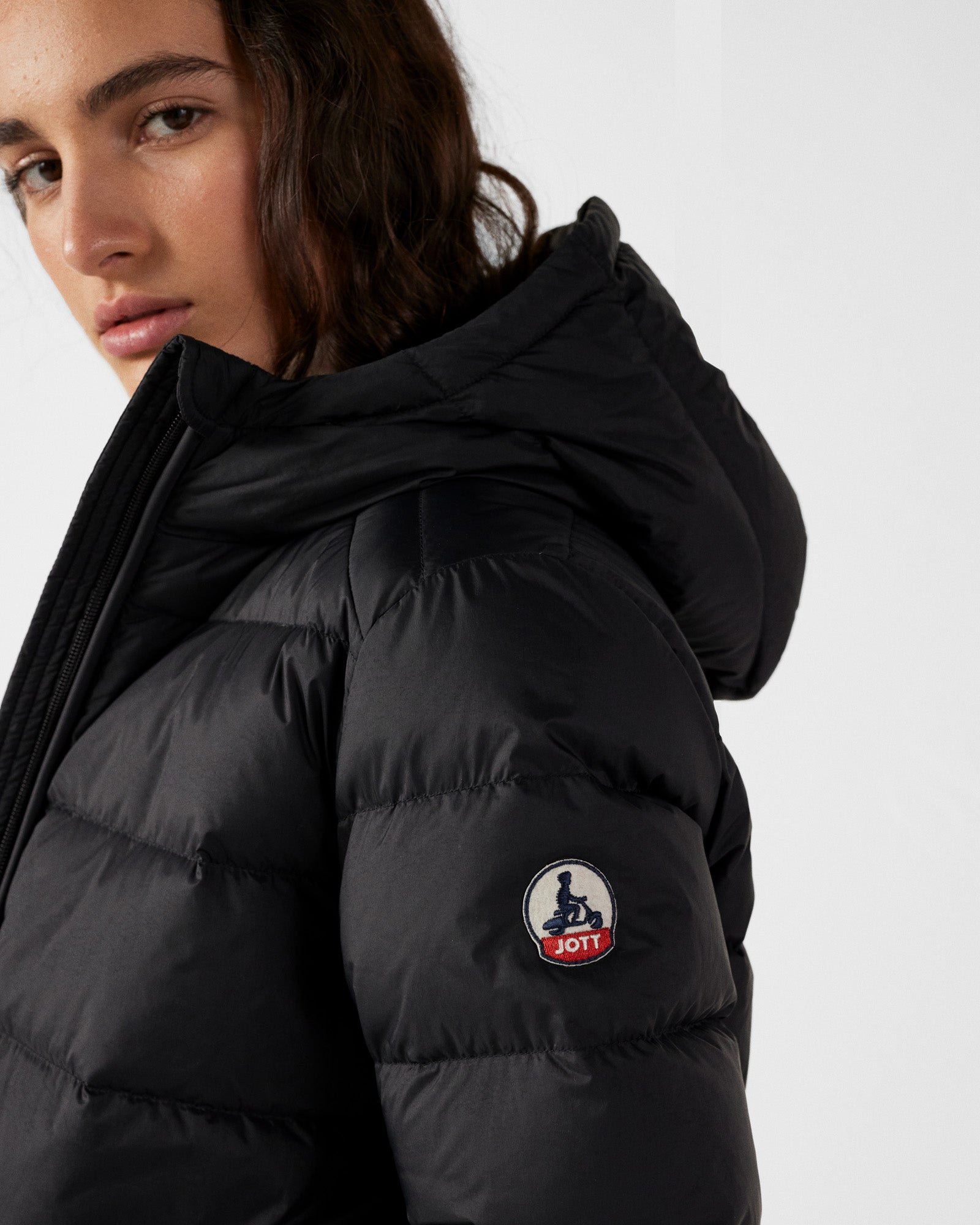 Johanna hooded straight puffer jacket JOTT Black