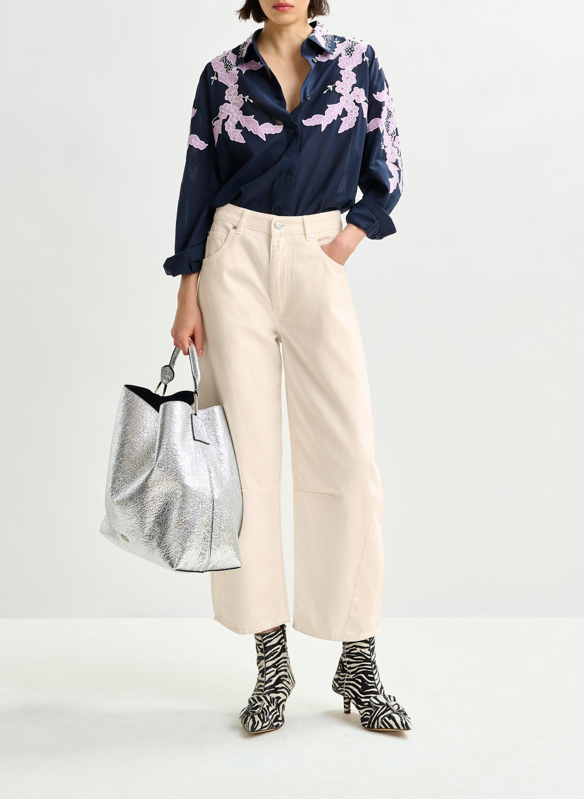 Oversized shirt with flower embroidery ESSENTIEL ANTWERP Blue